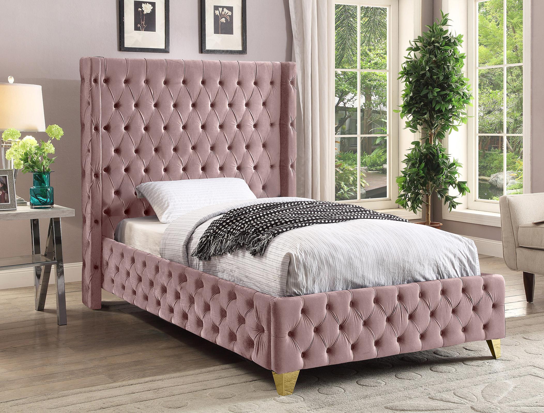 

    
Pink Velvet Tufted Twin Bed SAVAN SavanPink-T Meridian Modern Contemporary
