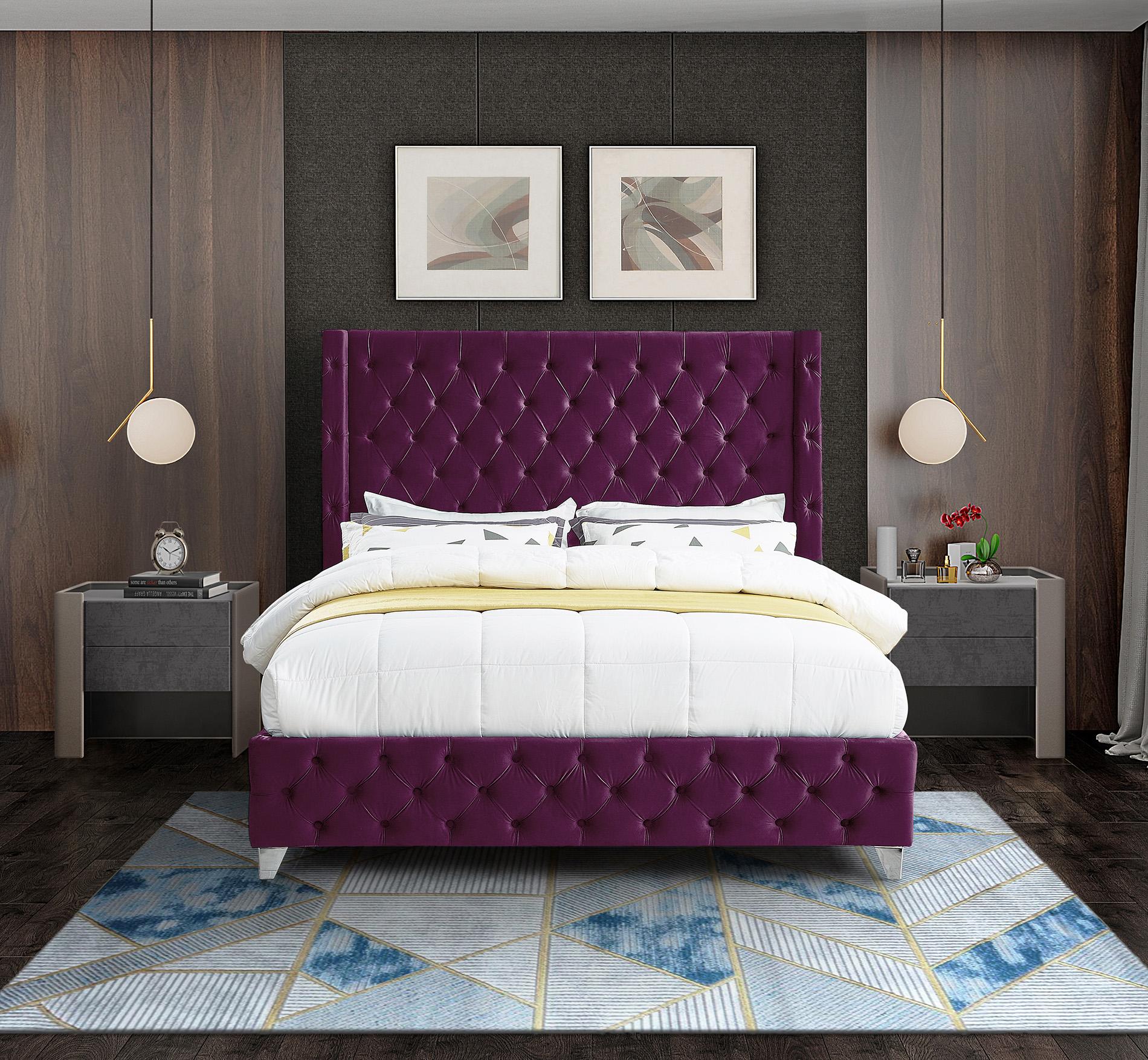 

    
Meridian Furniture SAVAN SavanPurple-Q Platform Bed Chrome/Purple/Gold SavanPurple-Q
