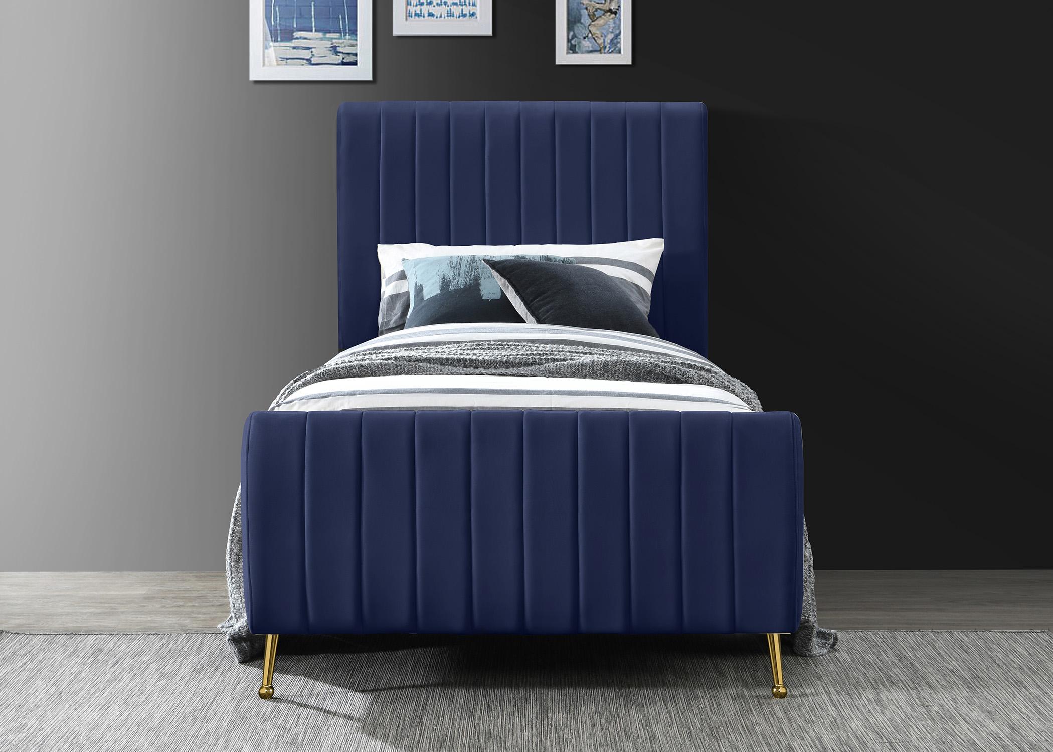 

        
Meridian Furniture ZARA Navy-T Platform Bed Navy blue Velvet 704831407921
