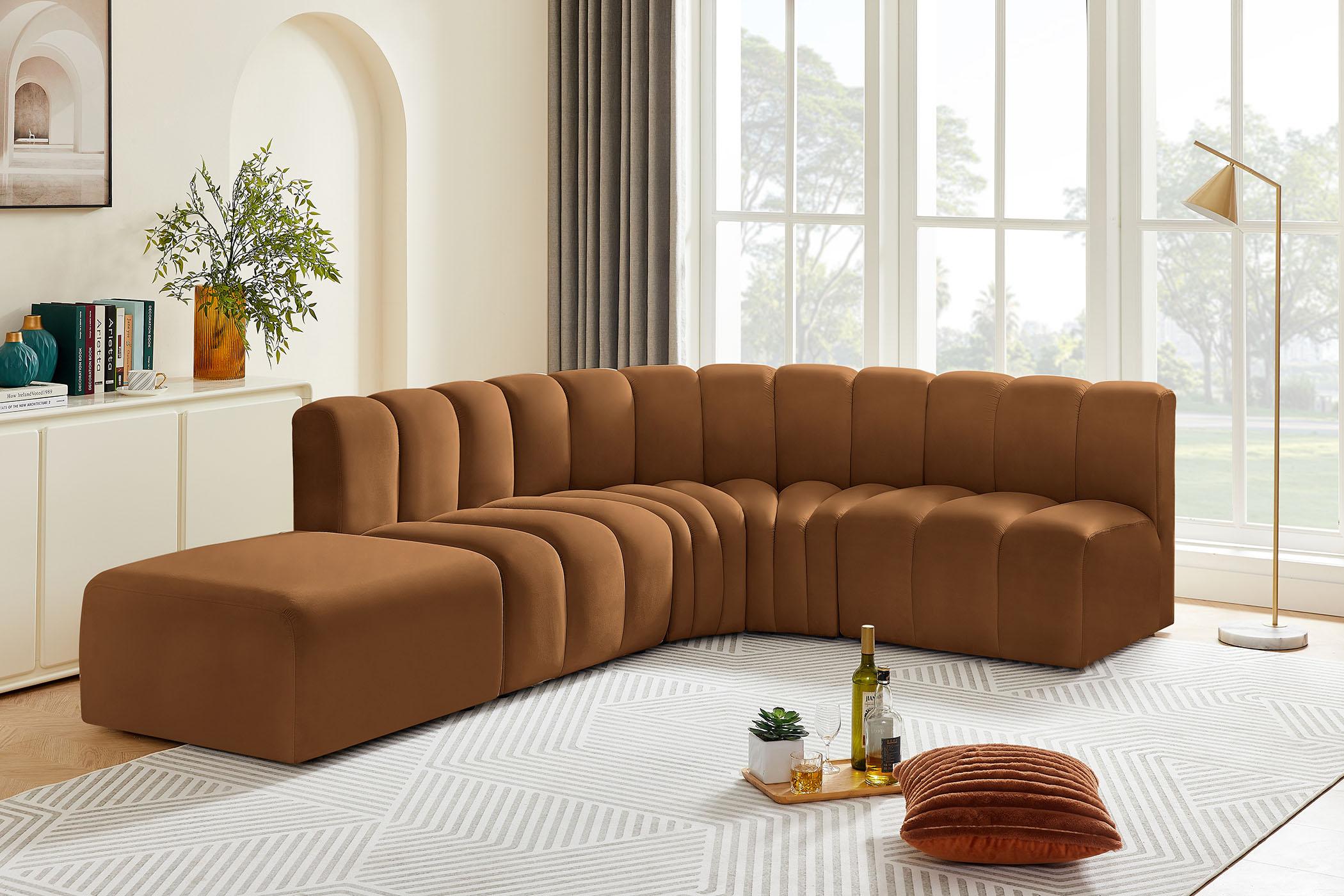 

    
Meridian Furniture ARC 103Saddle-S5C Modular Sectional Sofa Saddle 103Saddle-S5C
