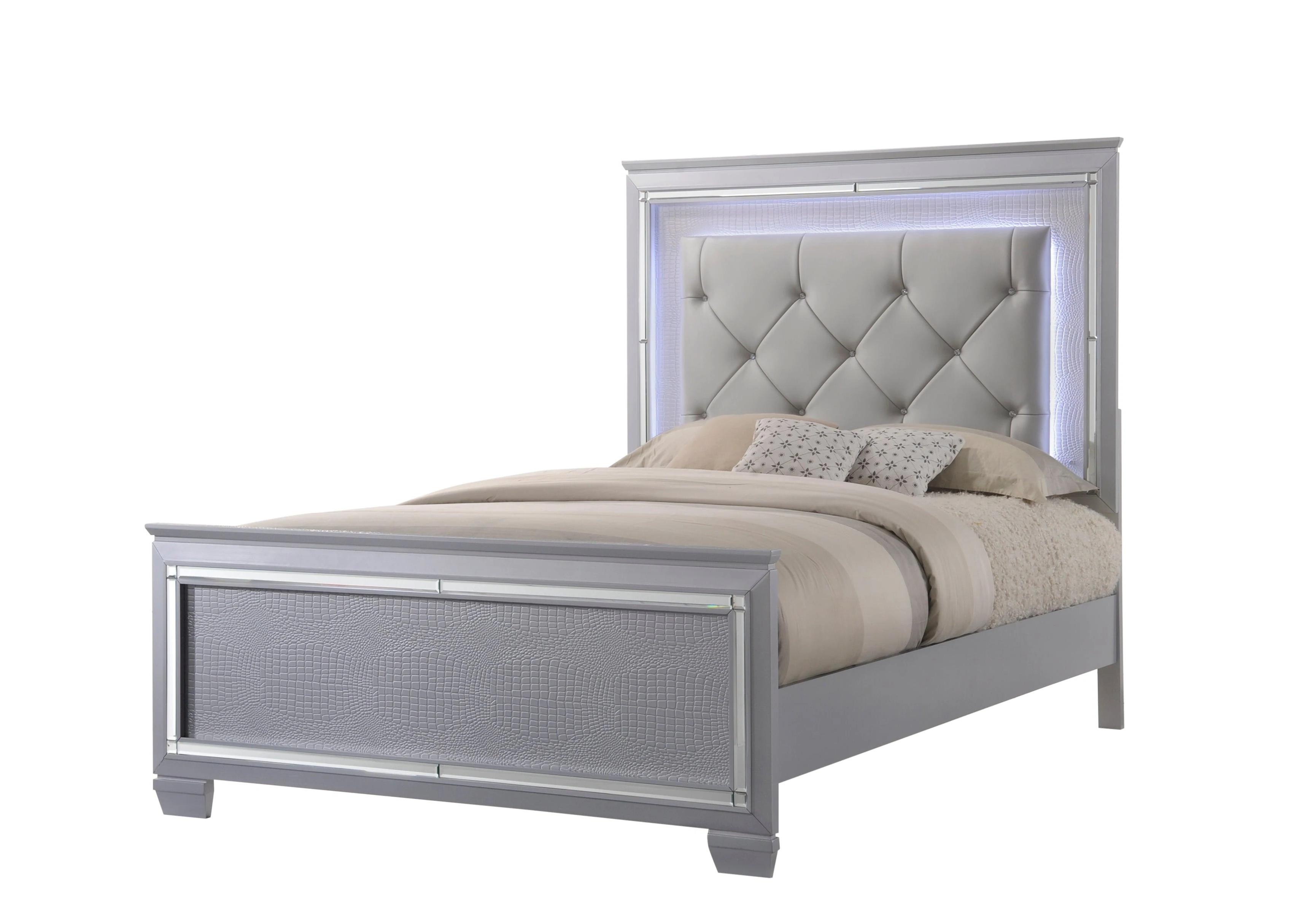 

    
Silver & Blue Panel Bedroom Set w/ LED Lights by Crown Mark Lillian B7100-Q-Bed-6pcs
