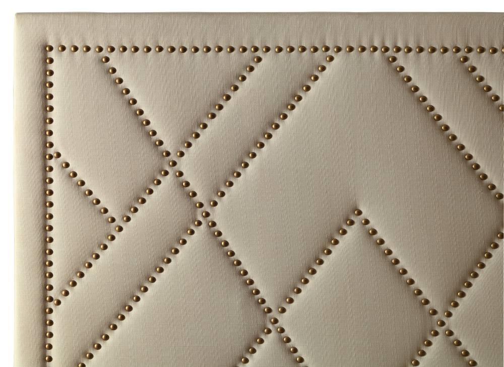 

                    
Buy Textural Neutral Linen Fabric Storage Queen Bed VIENNE by Modus Furniture

