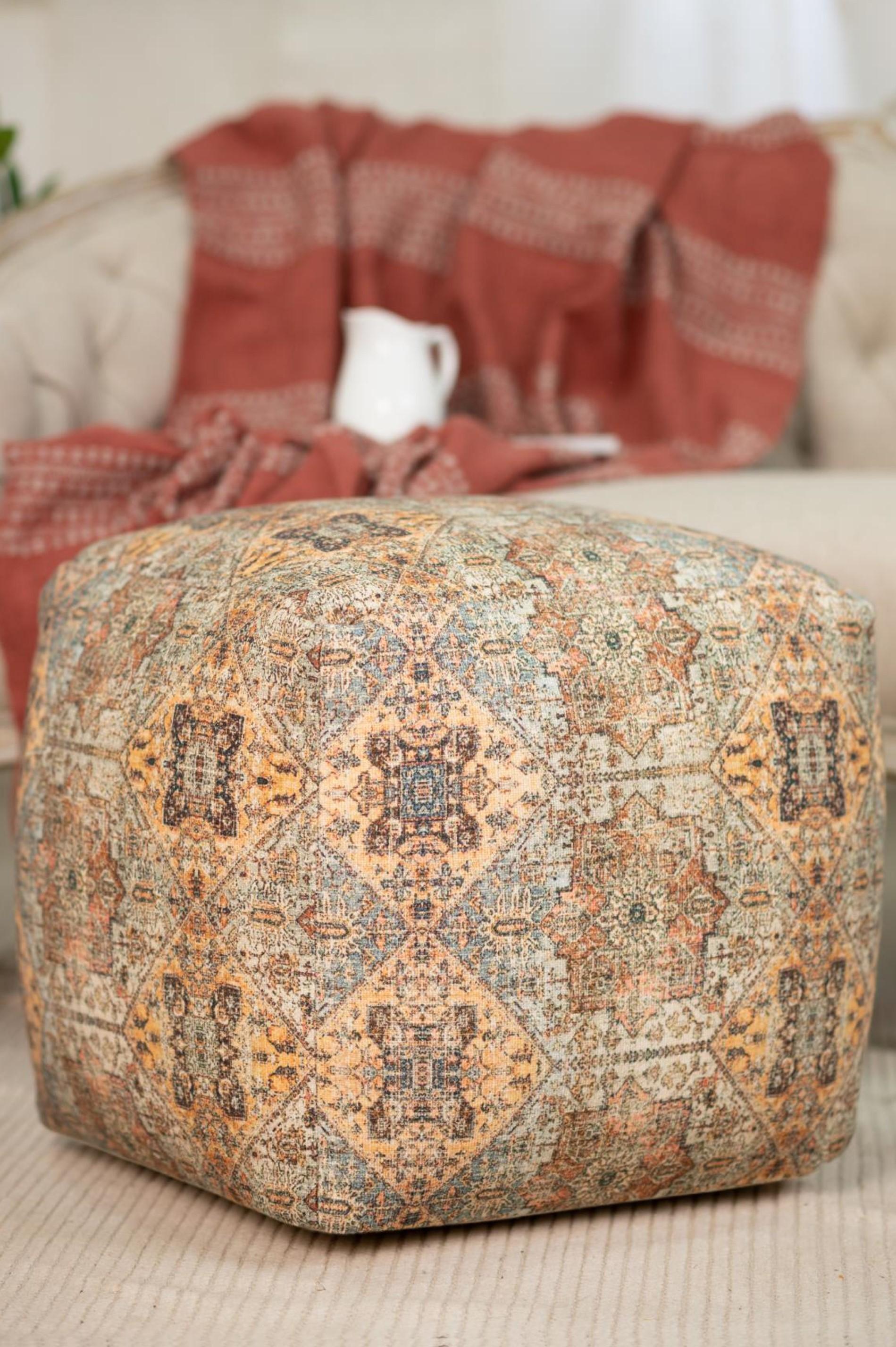 

    
Traditional Red Wood Square Pouf Albany Living 1616M
