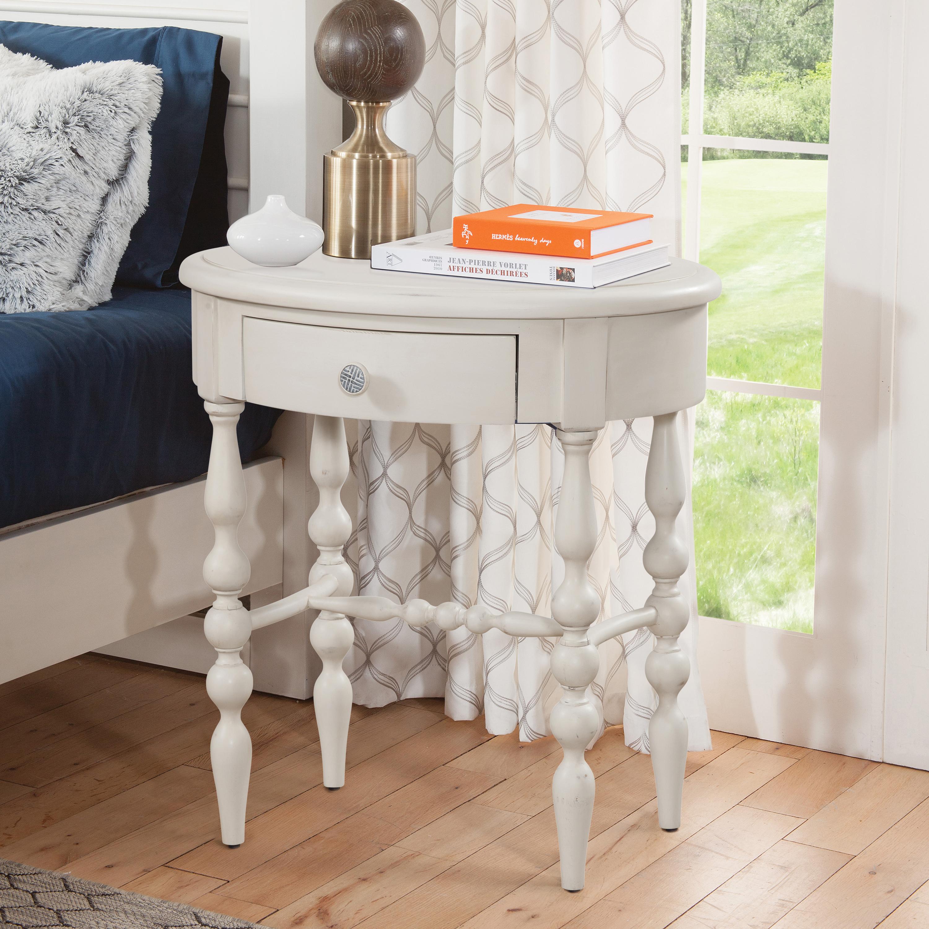 

    
Traditional White Accent Table Rodanthe 3910-410 American Woodcrafters
