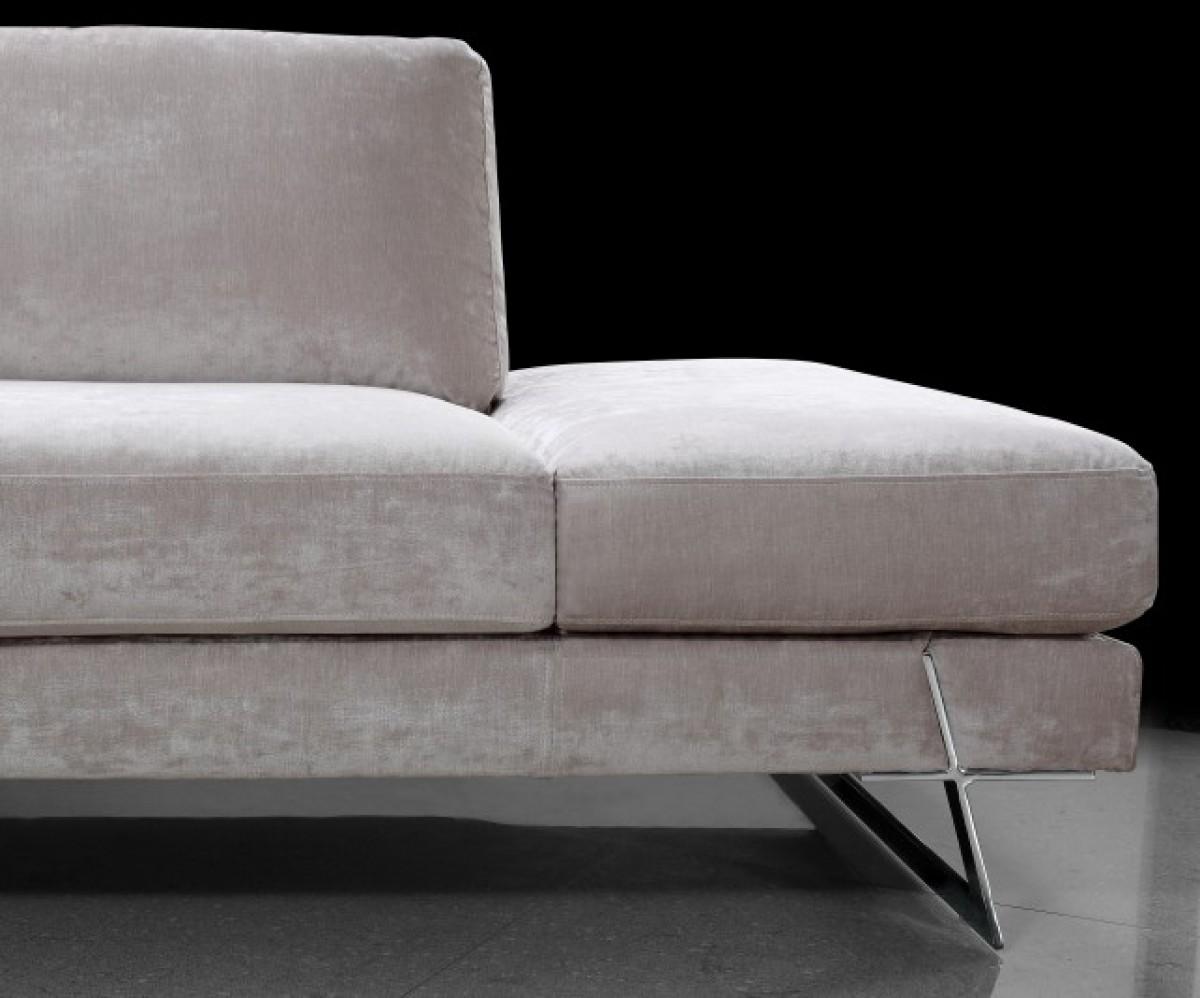 

    
Modern Fabric Sectional Sofa VIG Divani Casa Milano
