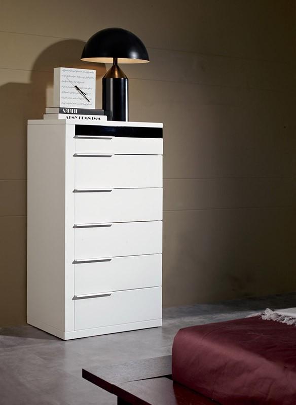 

    
Bedroom Chest in Glossy White Made in Italy VIG Modrest Impera Modern
