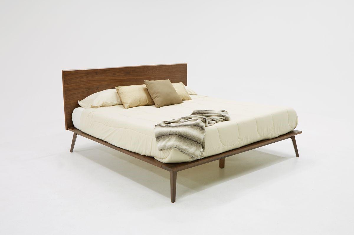 Contemporary, Modern Panel Bed Carmen VGMABR-79-BED in Walnut 