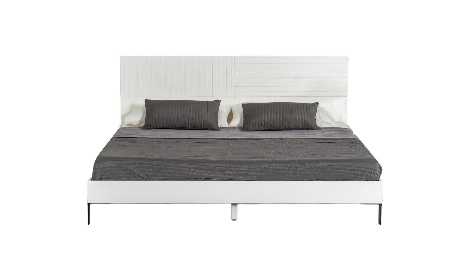 Contemporary, Modern Panel Bed Valencia VGMABR-76-BED-F in Gray 