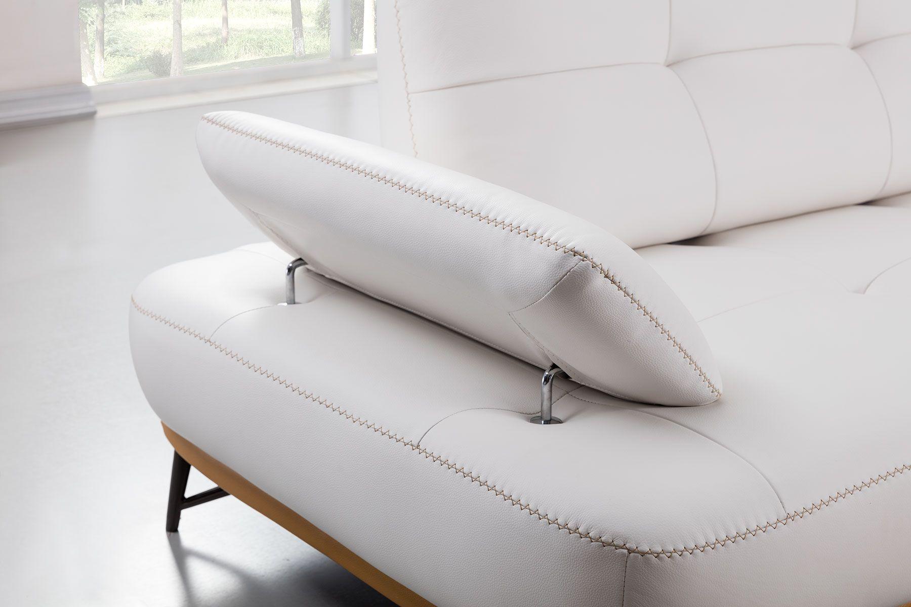 

    
American Eagle Furniture EK-L8005M-W/YO Sectional Sofa White EK-L8005M-W/YO
