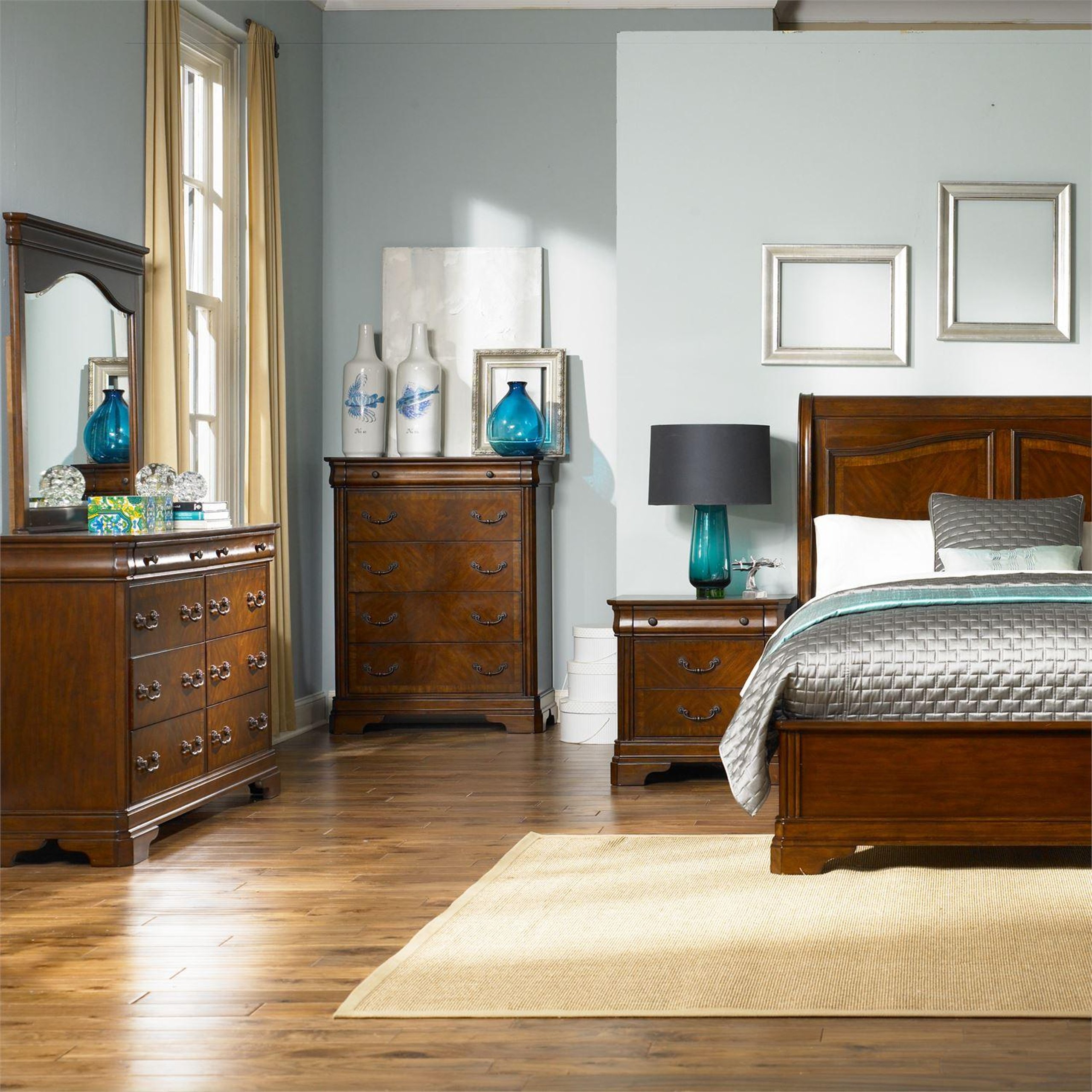 Liberty Furniture Bedroom Queen Sleigh Bed, Dresser and Mirror