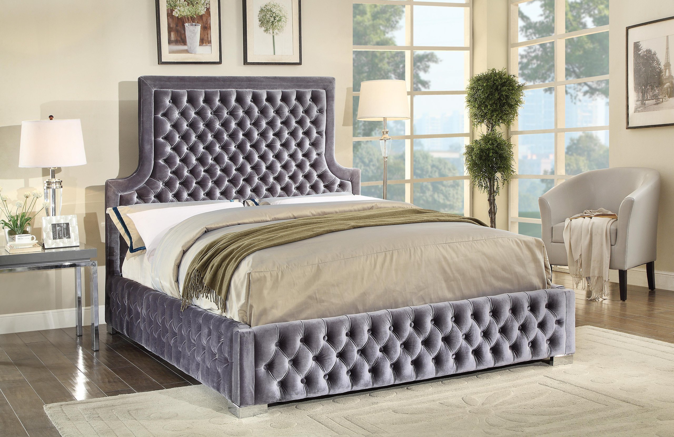 Meridian Furniture Sedona Grey Velvet Detailed Deep Tufting Queen Size Bed Buy Online On Ny 