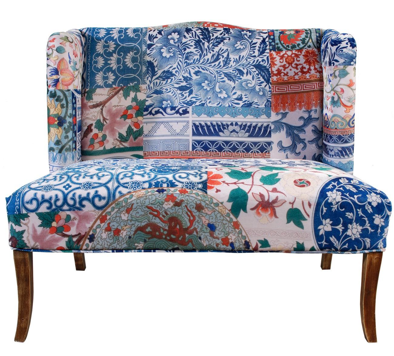 

    
A&B Home 32342-BLWH Mid-Century Floral Fabric Upholstery Solid Wood Loveseat

