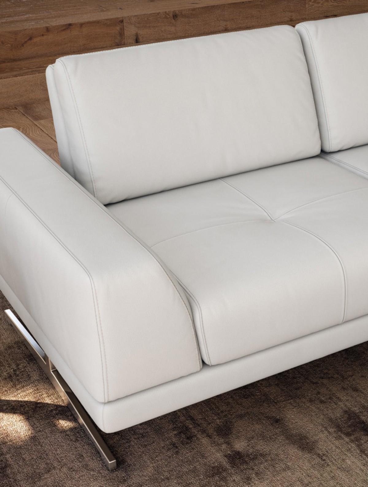 

                    
VIG Furniture HK - BELLAGIO SECTIONAL FL *WHITE 30 ROYAL RAF CHAISE Sectional Sofa White Full Leather Purchase 
