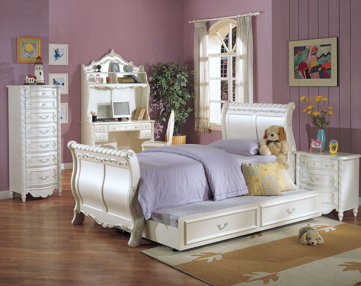 

    
Pearl 01005F -01008 - Bed Acme Furniture 
