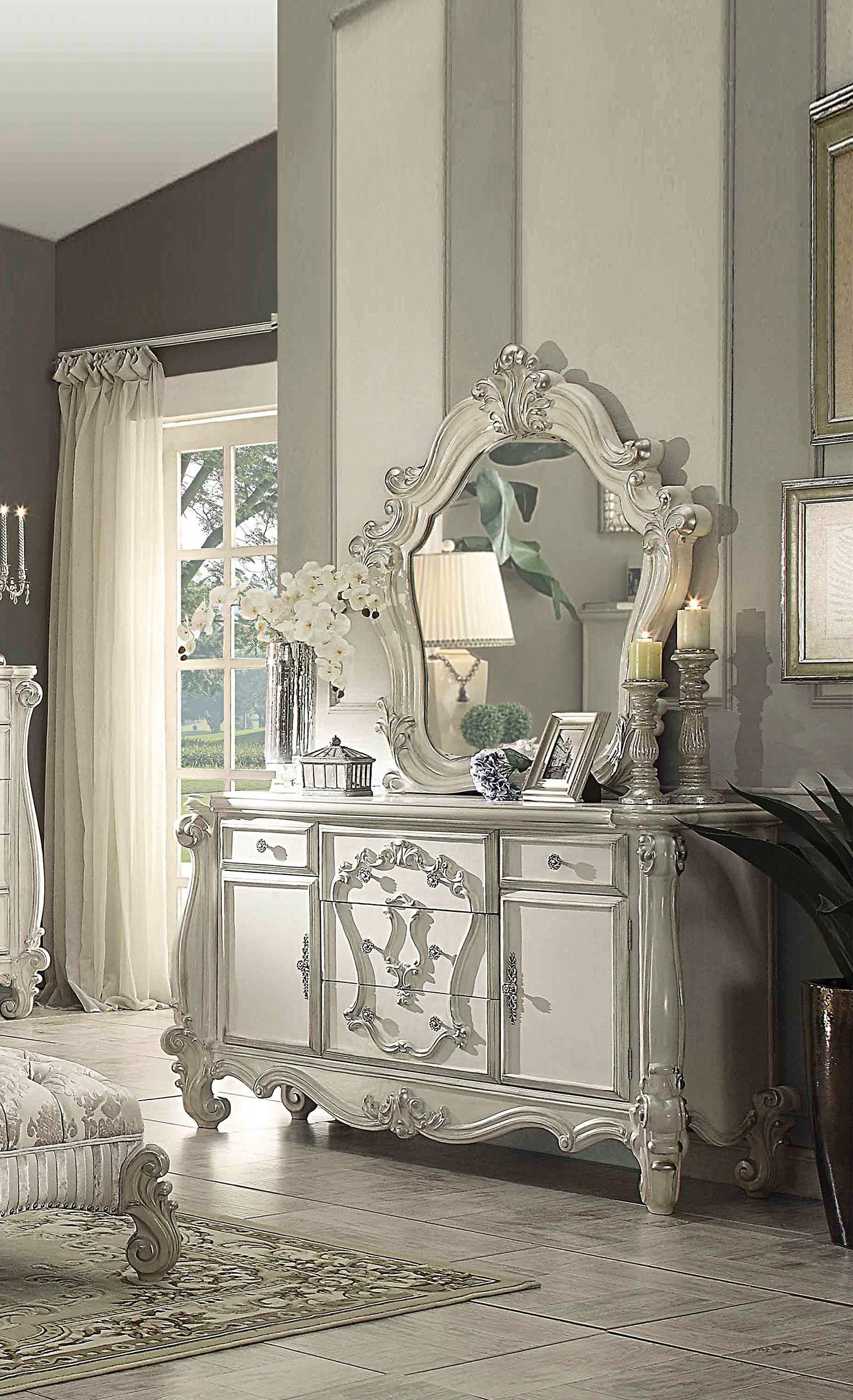 

        
Acme Furniture Versailles Panel Bedroom Set Bone/White/Gray Polyurethane 0840412035166
