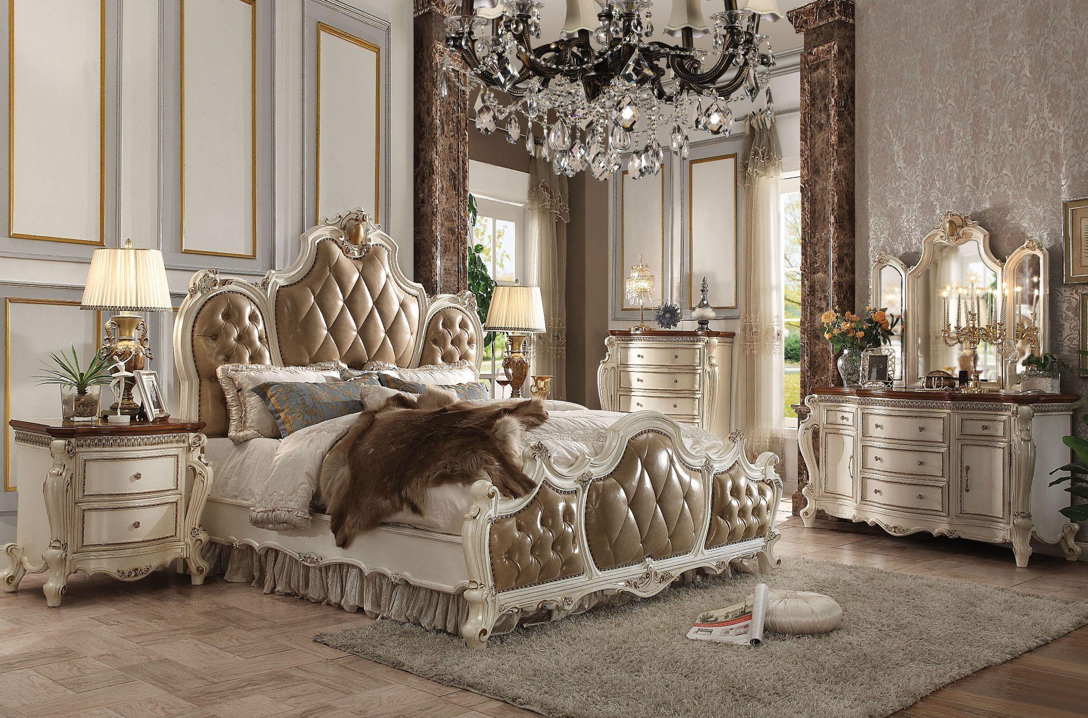 Classic, Traditional Panel Bedroom Set Picardy-26900Q Picardy-26900Q-Set-5 in Pearl, Antique, Beige Polyurethane