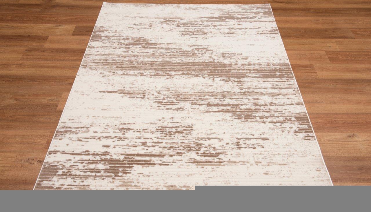 

    
Aiken Cream and Beige Fading Area Rug 5x8 by Art Carpet
