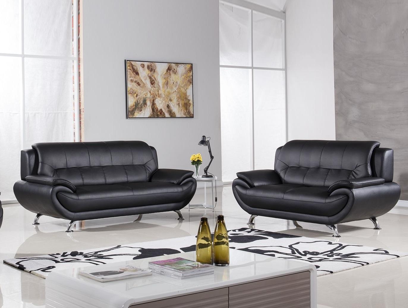 

    
Black Faux Leather Sofa Set 2 Pcs AE208-BK American Eagle Modern Contemporary
