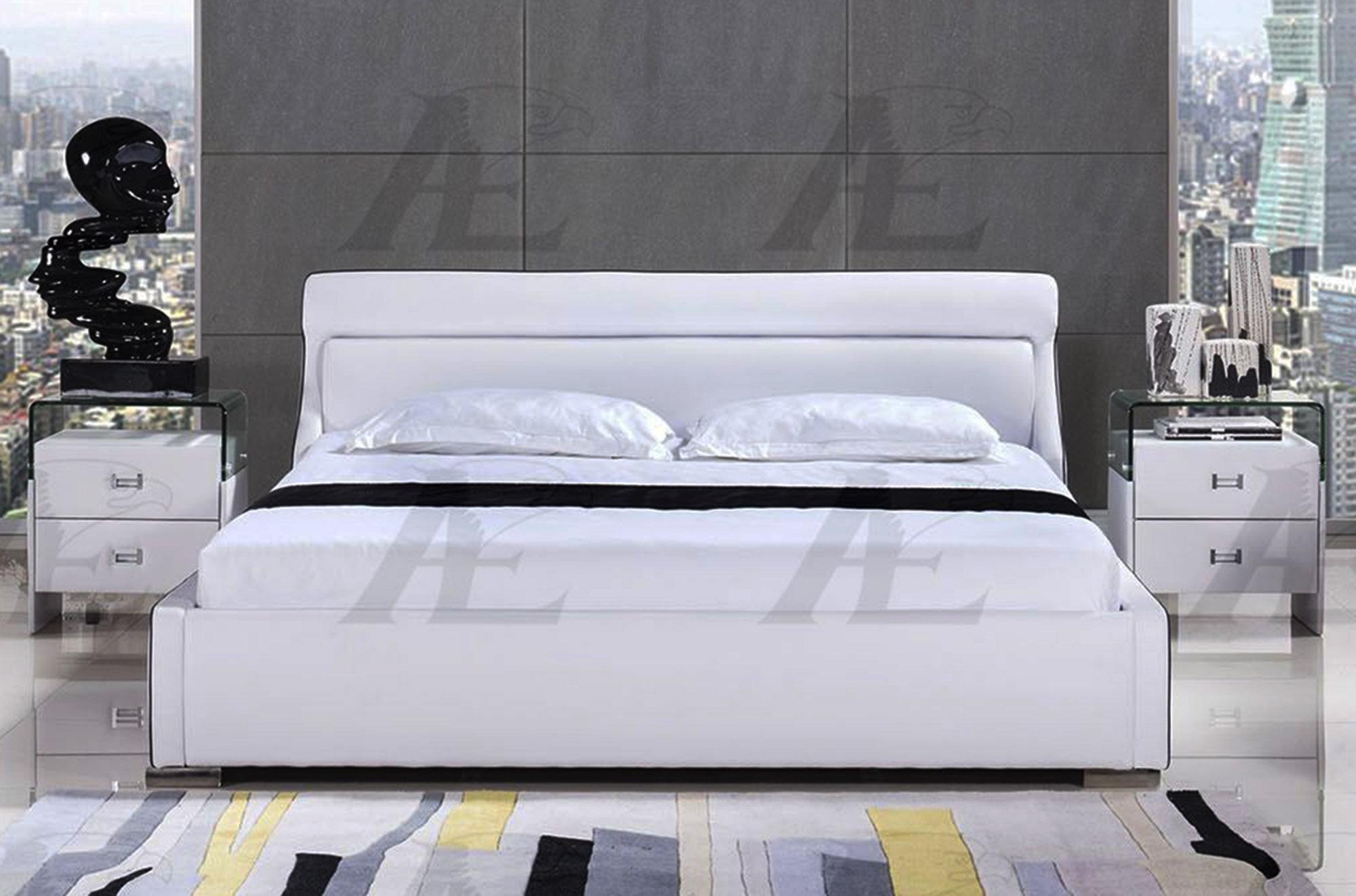 

    
AE B-D051-Q American Eagle Furniture Platform Bed
