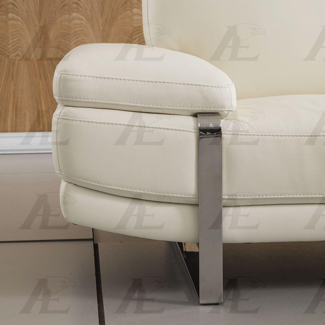 

    
EK-L025R-W American Eagle Furniture Sectional Sofa
