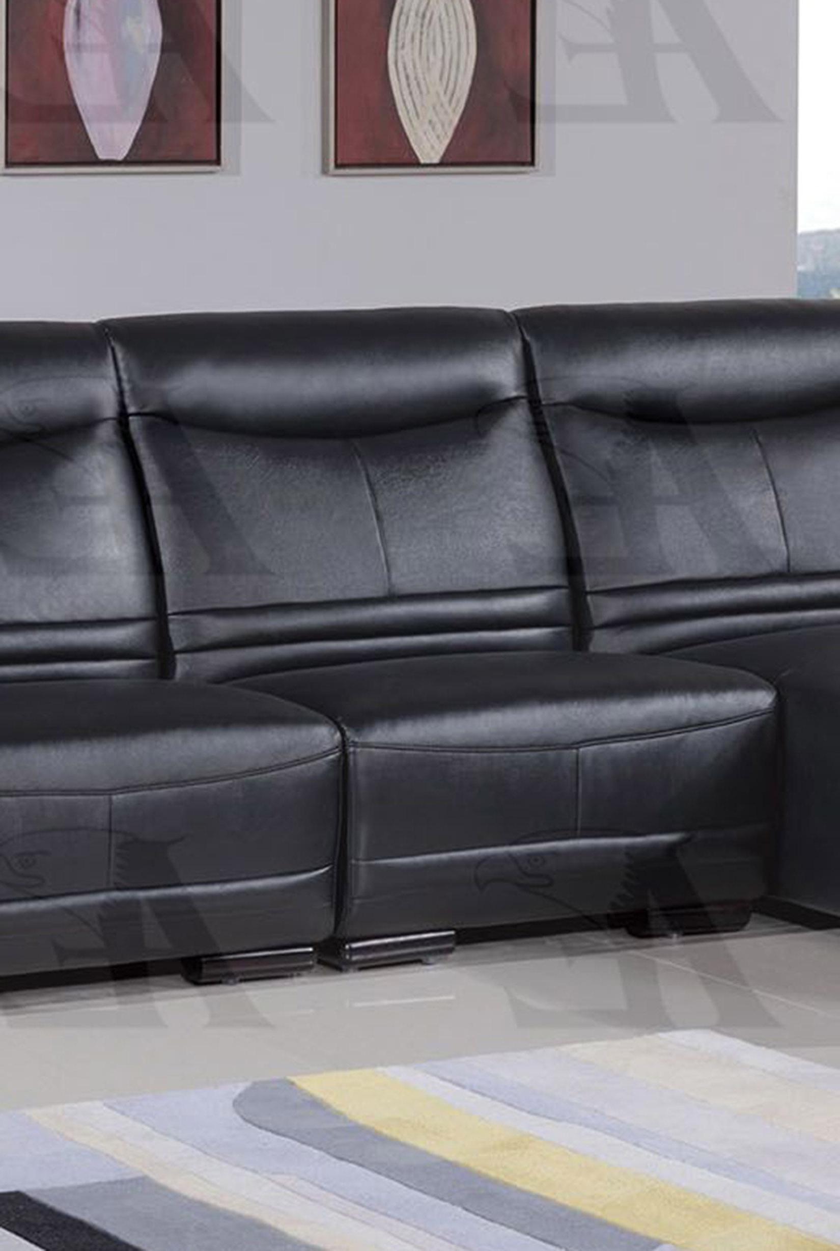 

    
American Eagle Furniture EK-LB306-BK Sectional Sofa Black EK-LB306-BK Set-3 RHC
