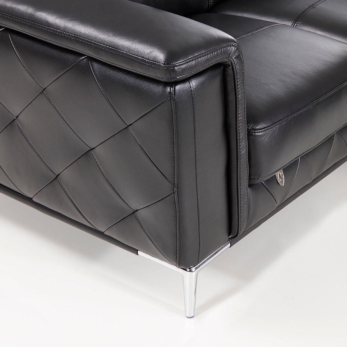 

        
American Eagle Furniture EK071-BK Sofa Set Black Italian Leather 00656237667327
