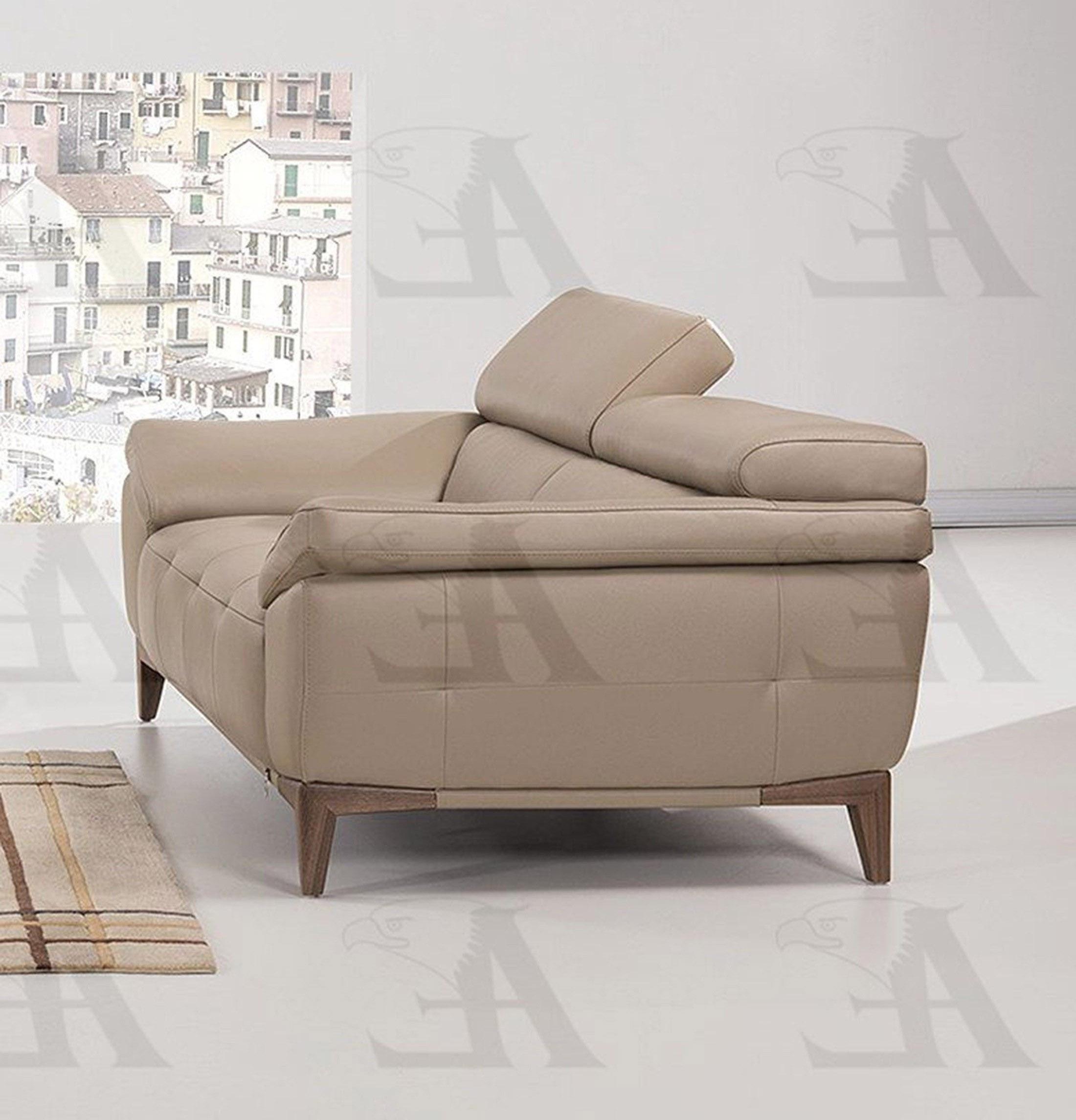 

    
American Eagle Furniture EK076-TAN Tan Top Grain Italian Leather Sofa Modern
