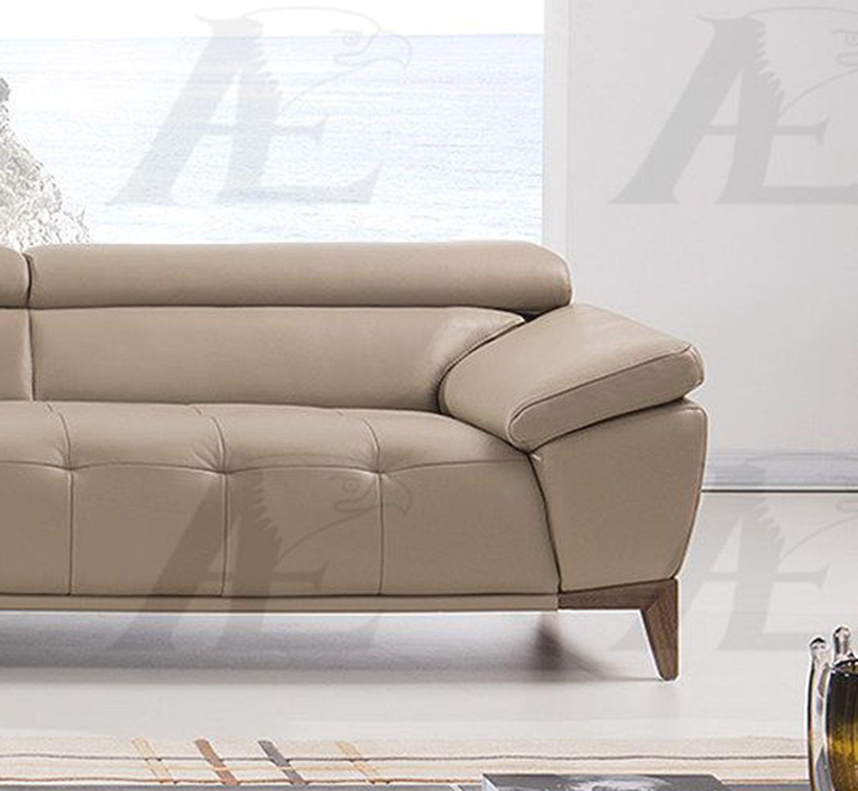 

    
American Eagle Furniture EK076-TAN Sofa Tan EK076-TAN
