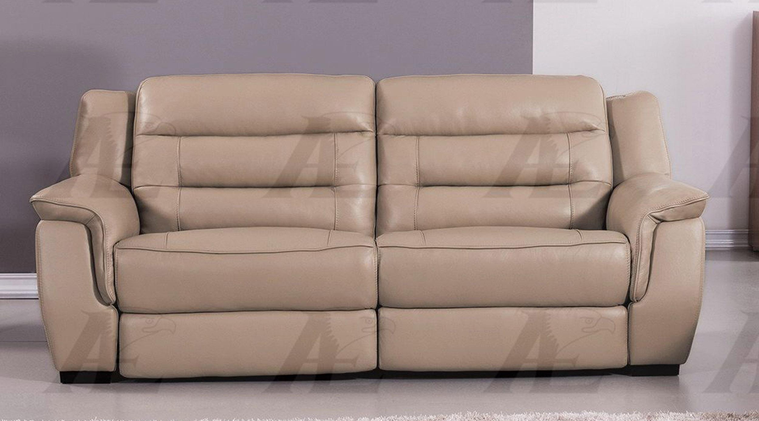 

        
American Eagle Furniture EK089-TAN Reclining Sofa Tan Italian Leather 00656237667495

