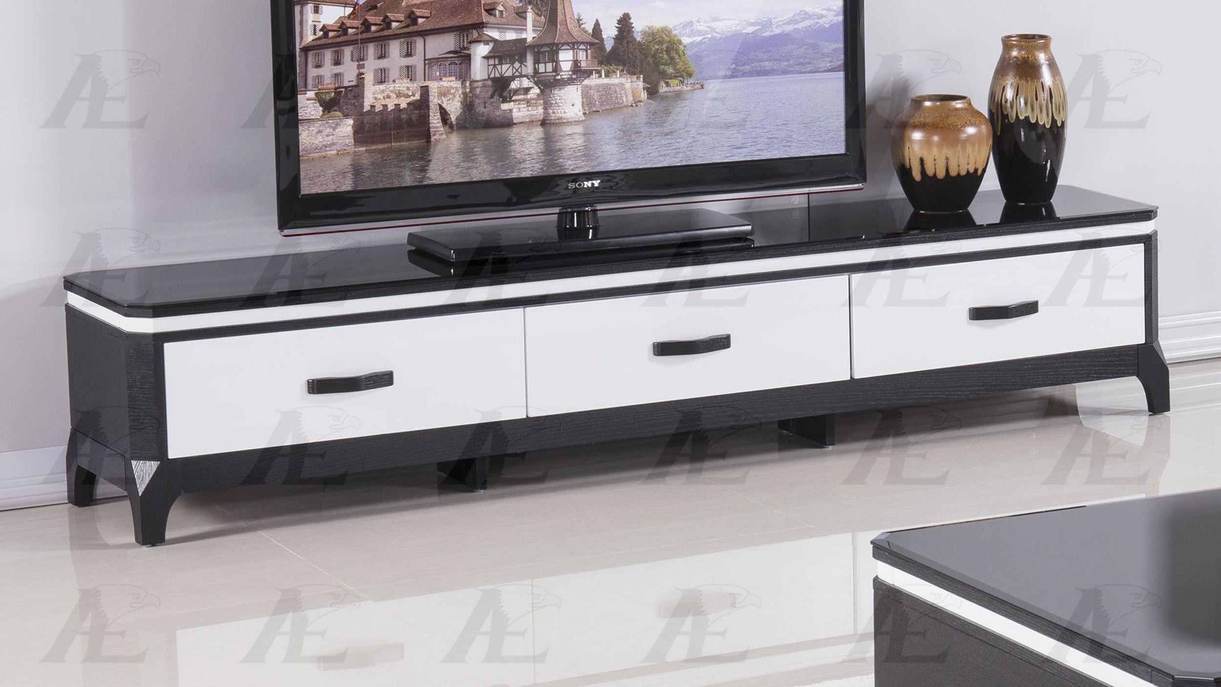

    
American Eagle Furniture FC-C592 Black and White Tempered Glass Top  TV Stand

