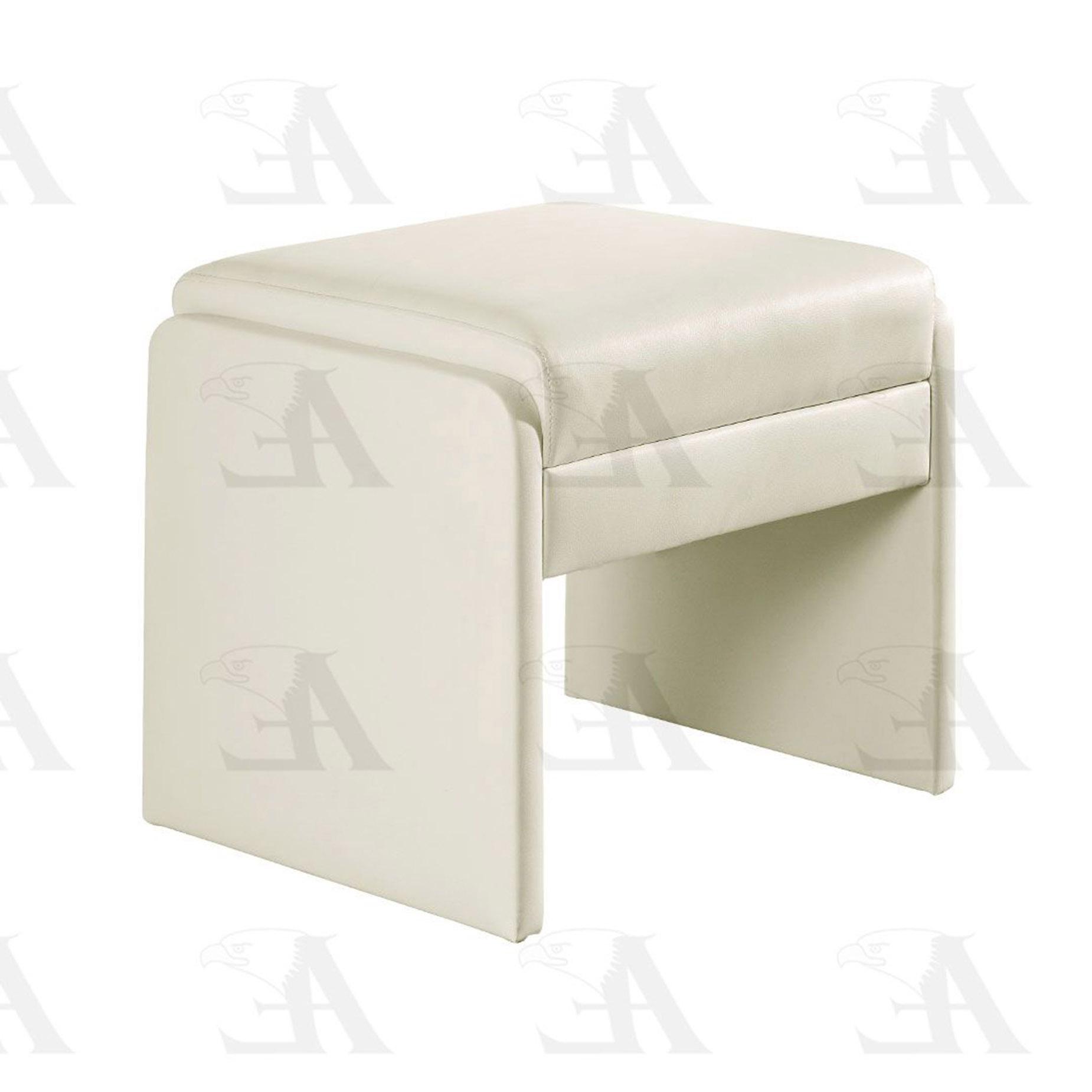 

    
American Eagle Furniture JT001-CRM Cream Pu Vanity with Stool Set 2Pcs
