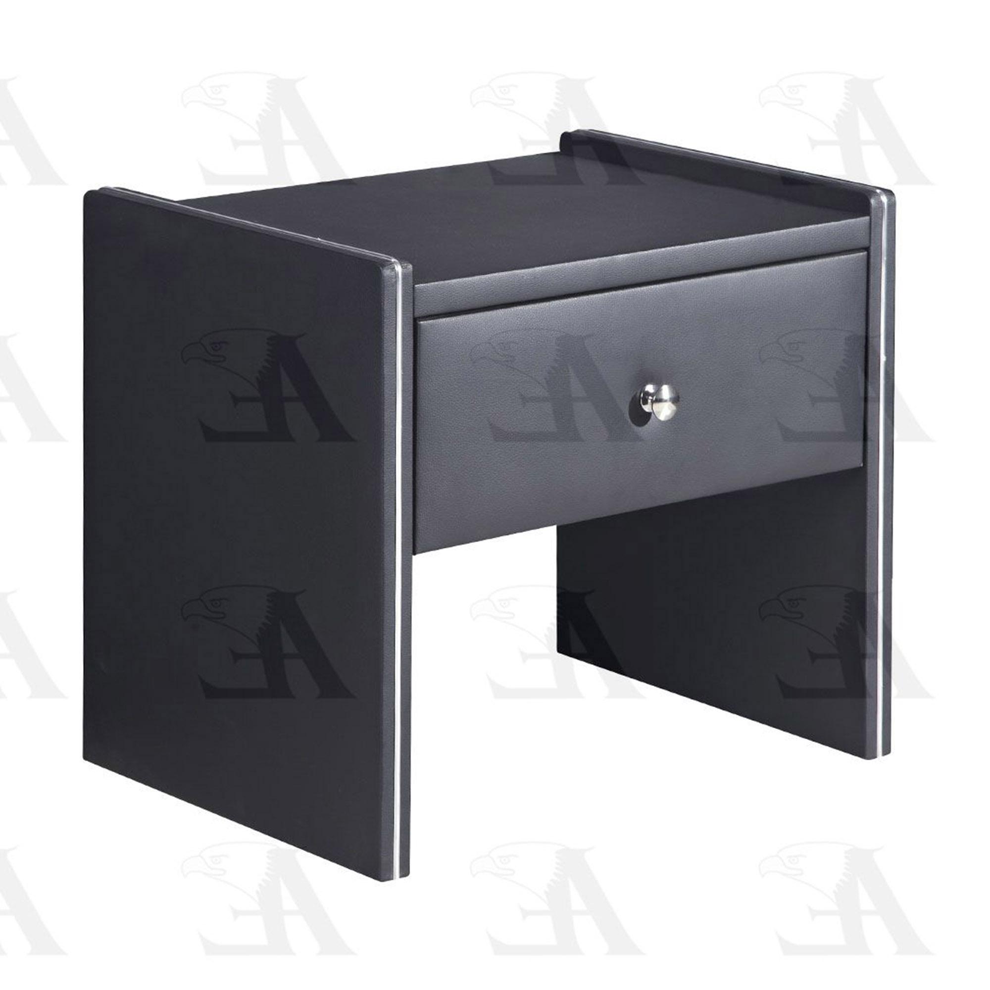 

    
American Eagle Furniture NS002-BK Nightstand Black NS002-BK
