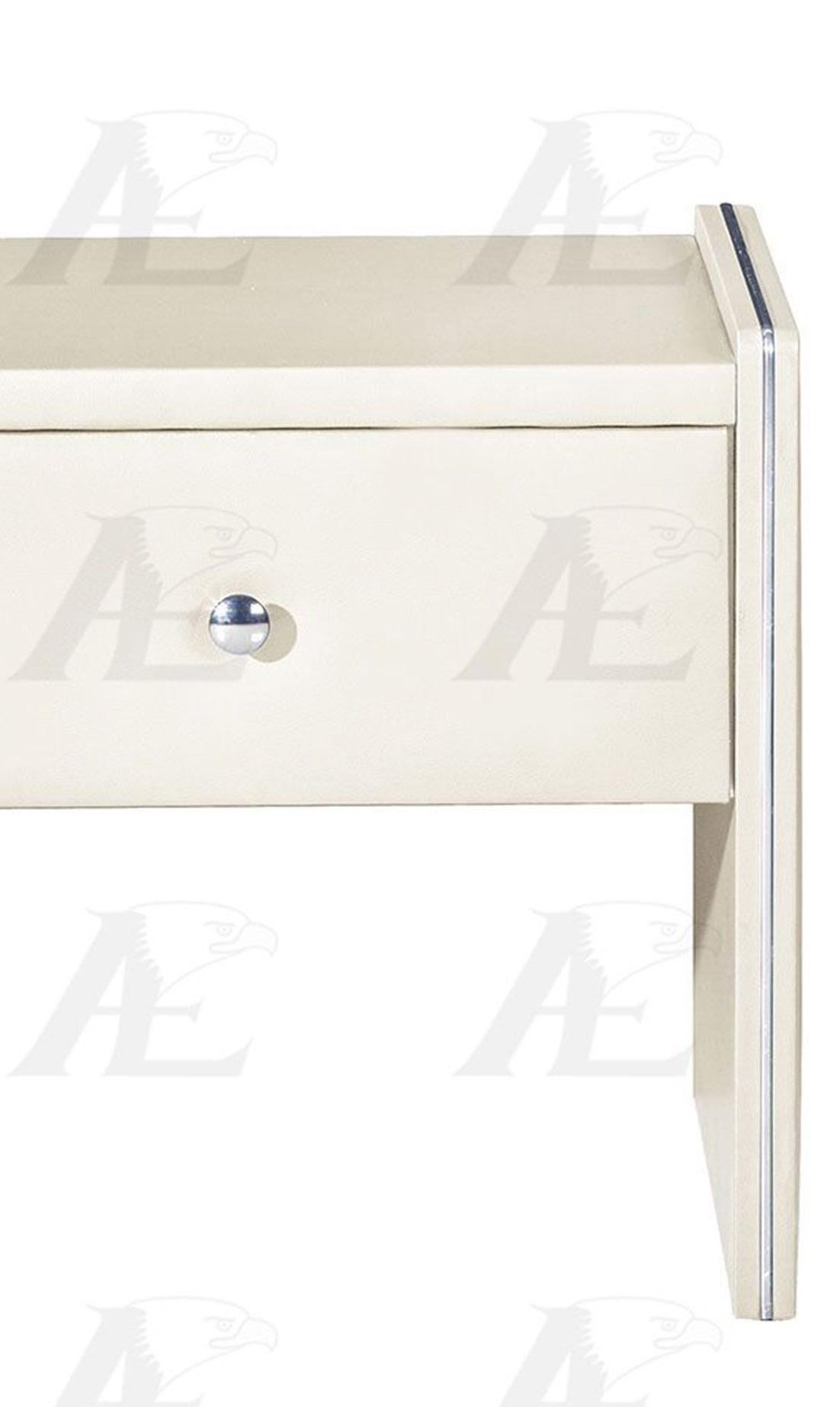 

    
American Eagle Furniture NS002-CRM Nightstand Cream NS002-CRM
