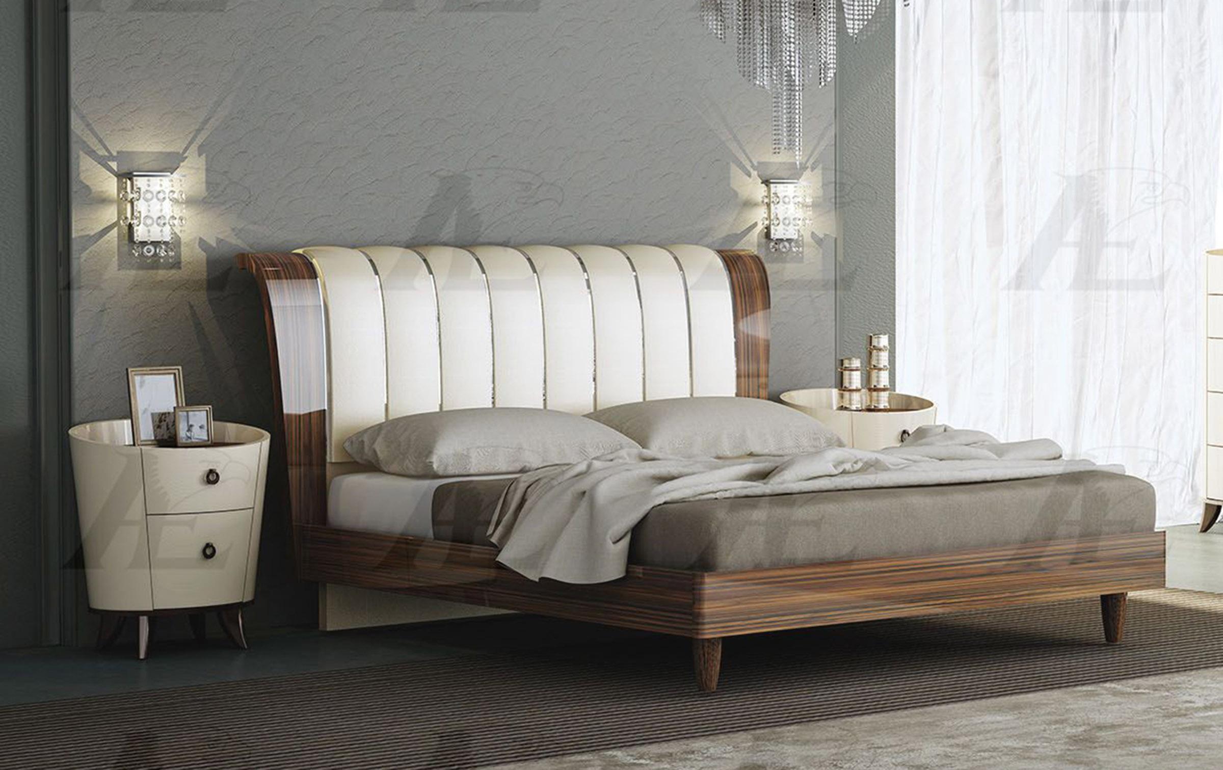 

    
American Eagle Furniture P101-BED-EK Platform Bedroom Set Ivory AE P101-BED-EK Set-7
