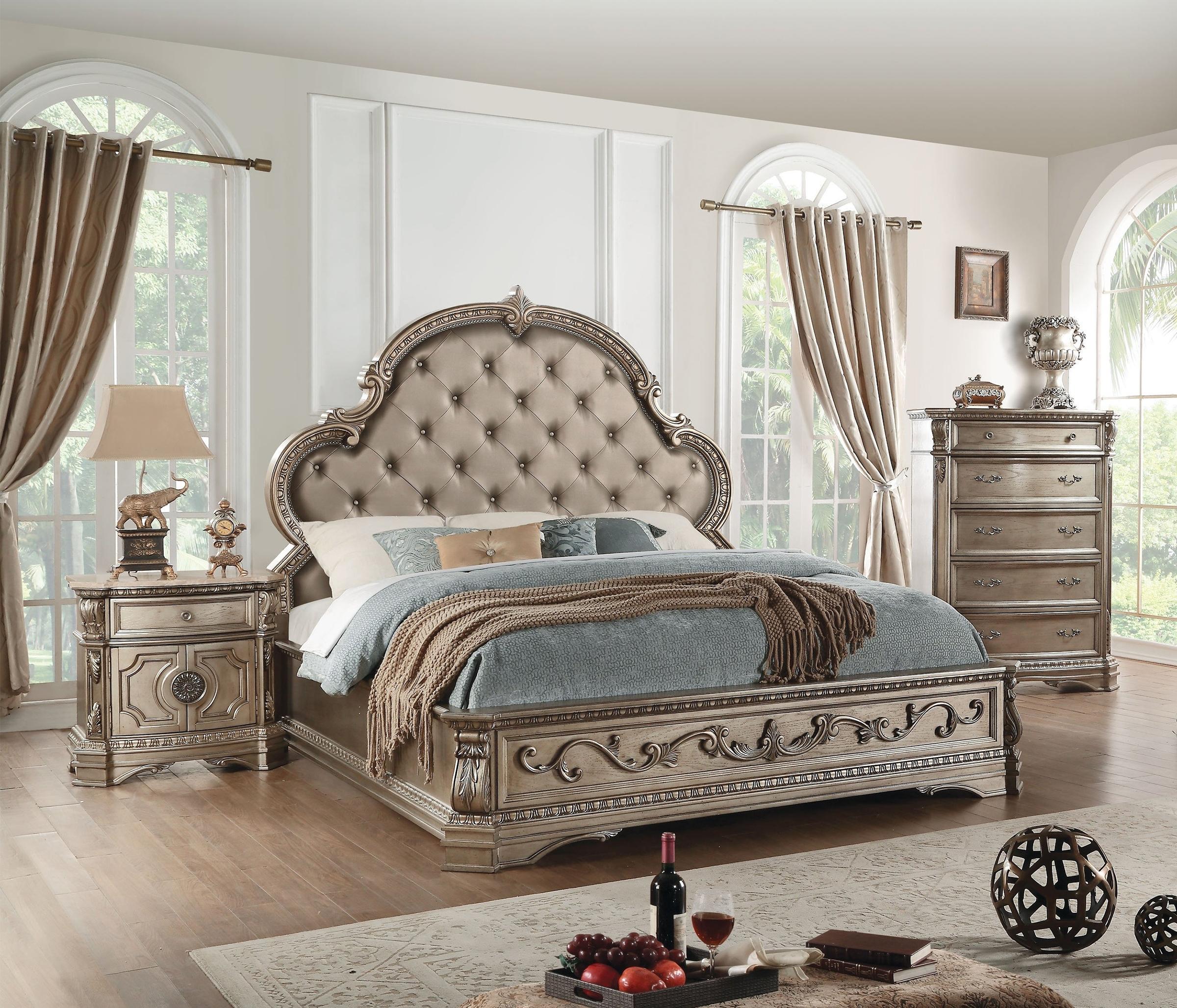 Classic, Traditional Panel Bedroom Set Northville Northville-26930Q-Set-3 in Antique, Champagne Polyurethane
