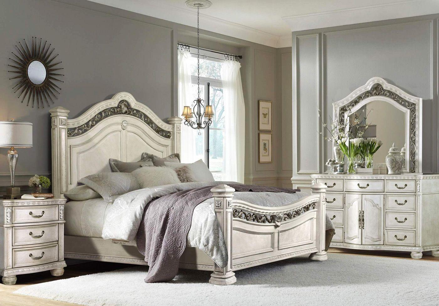 Classic, Traditional Poster Bedroom Set B162 B162-CK-NDM-4PC in Antique White 