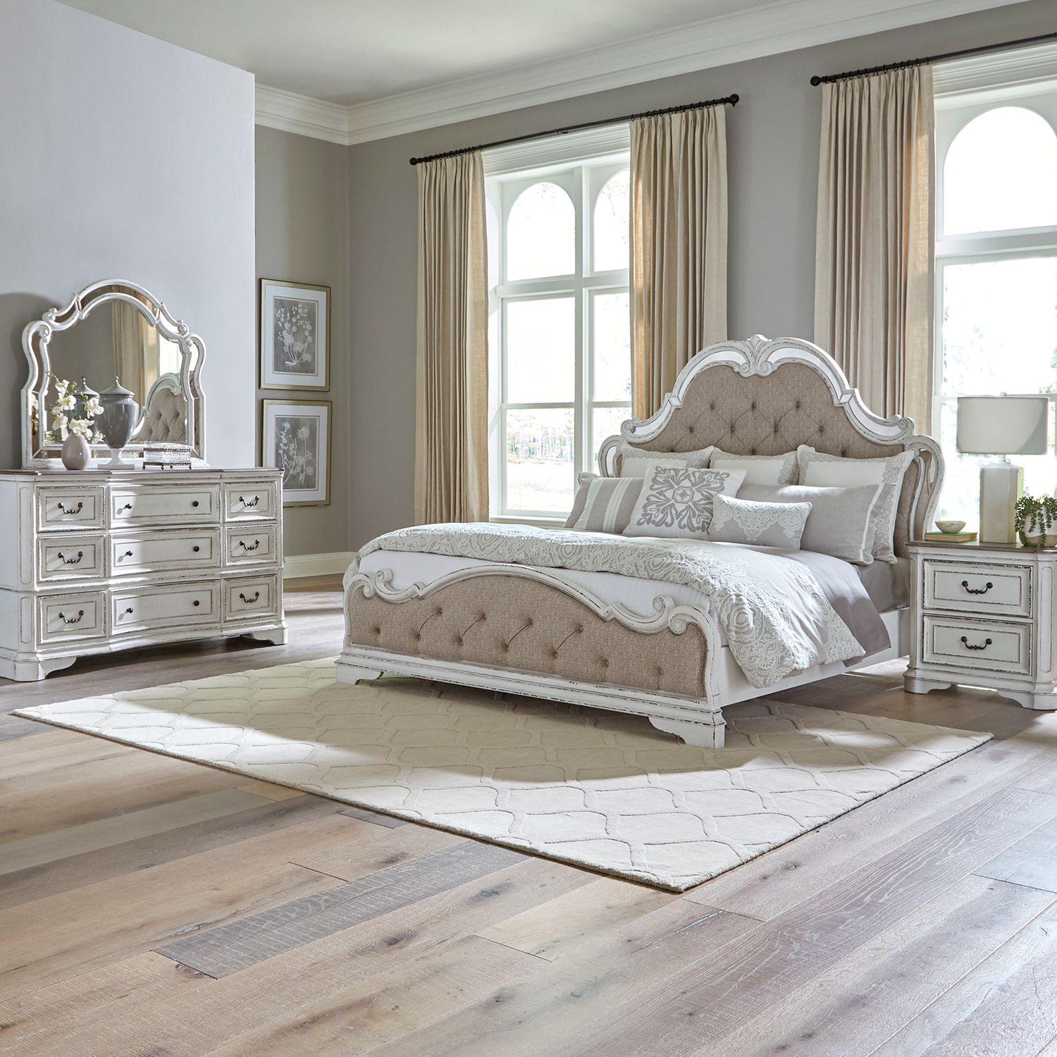 European Traditional Platform Bedroom Set Magnolia Manor  (244-BR) Mirrored Bed Set 244-BR-OKUBDMN in White Chenille