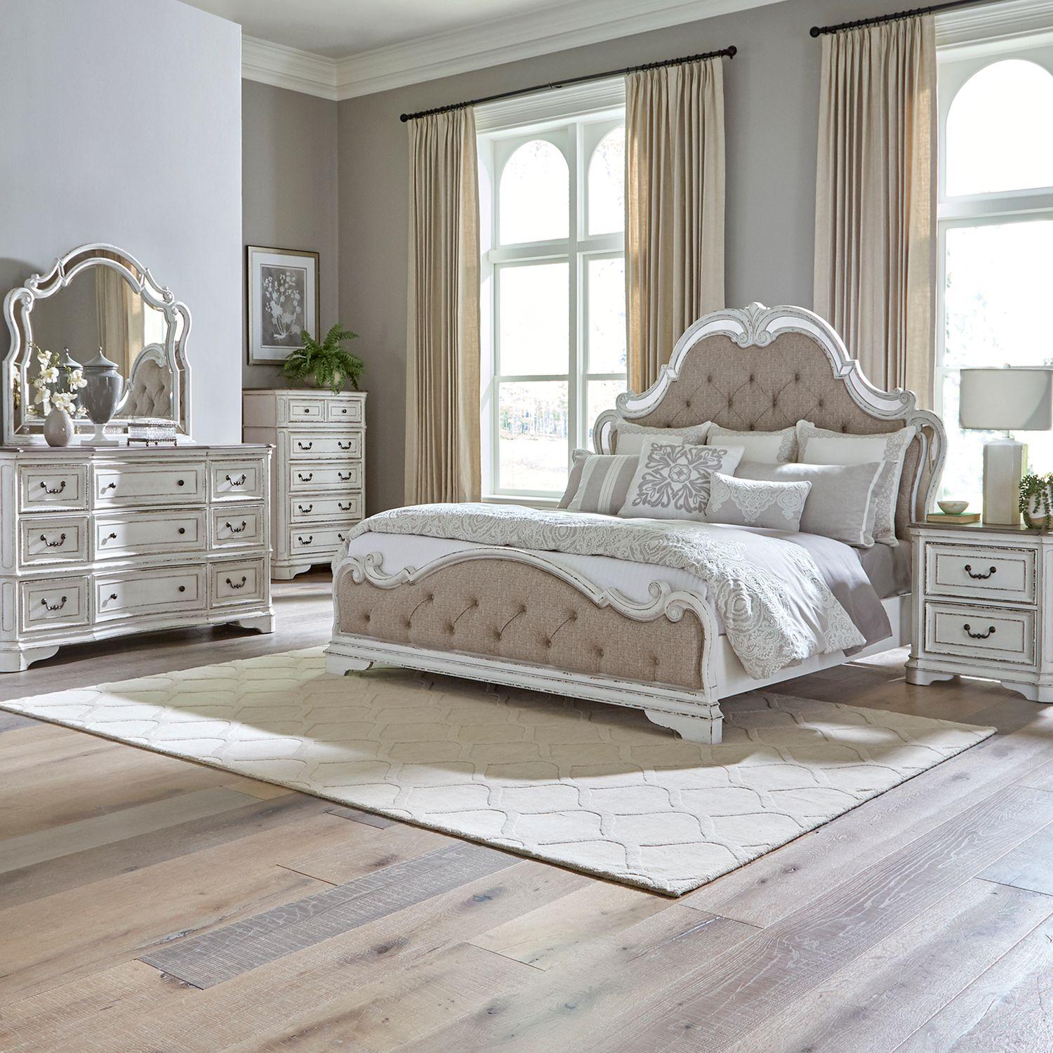 European Traditional Platform Bedroom Set Magnolia Manor  (244-BR) Mirrored Bed Set 244-BR-OKUBDMCN in White Chenille