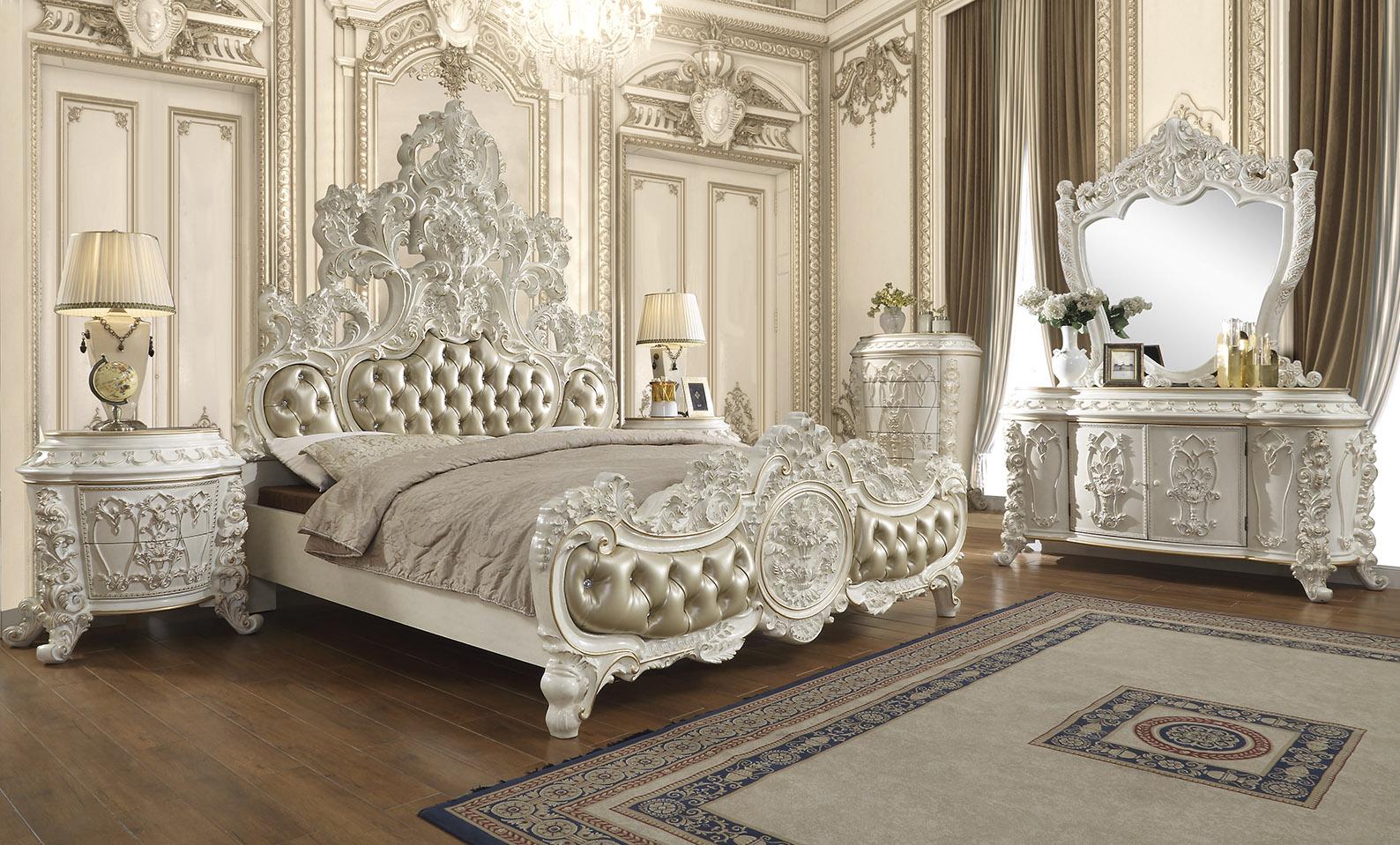 

    
Antiqued White & Gold Brush Highlights King Bedroom Set 5Pcs Homey Design HD-1806
