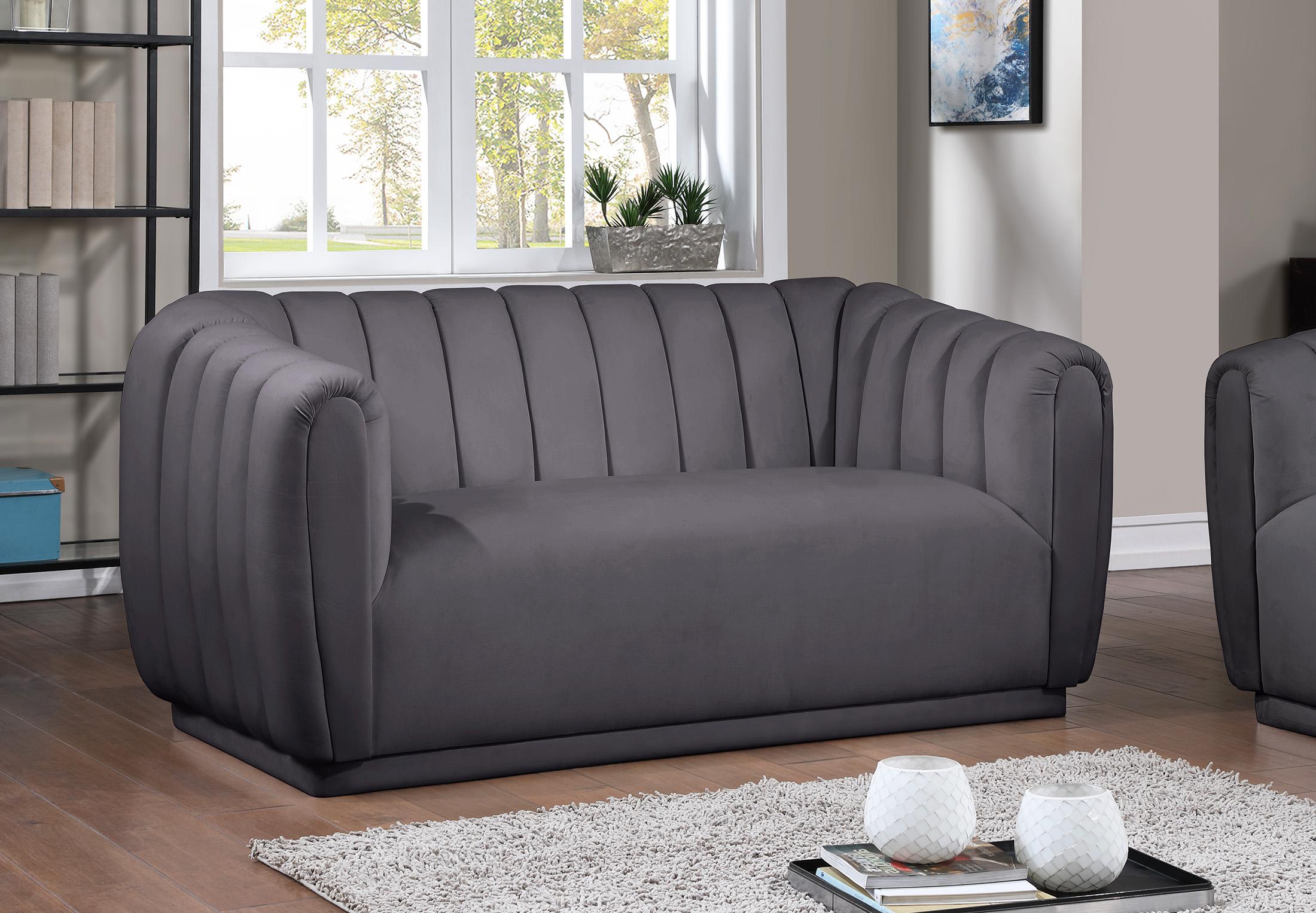 

    
 Photo  Grey Velvet Tufted Sofa Set 2Pcs DIXIE 674Grey-S Meridian Modern Contemporary

