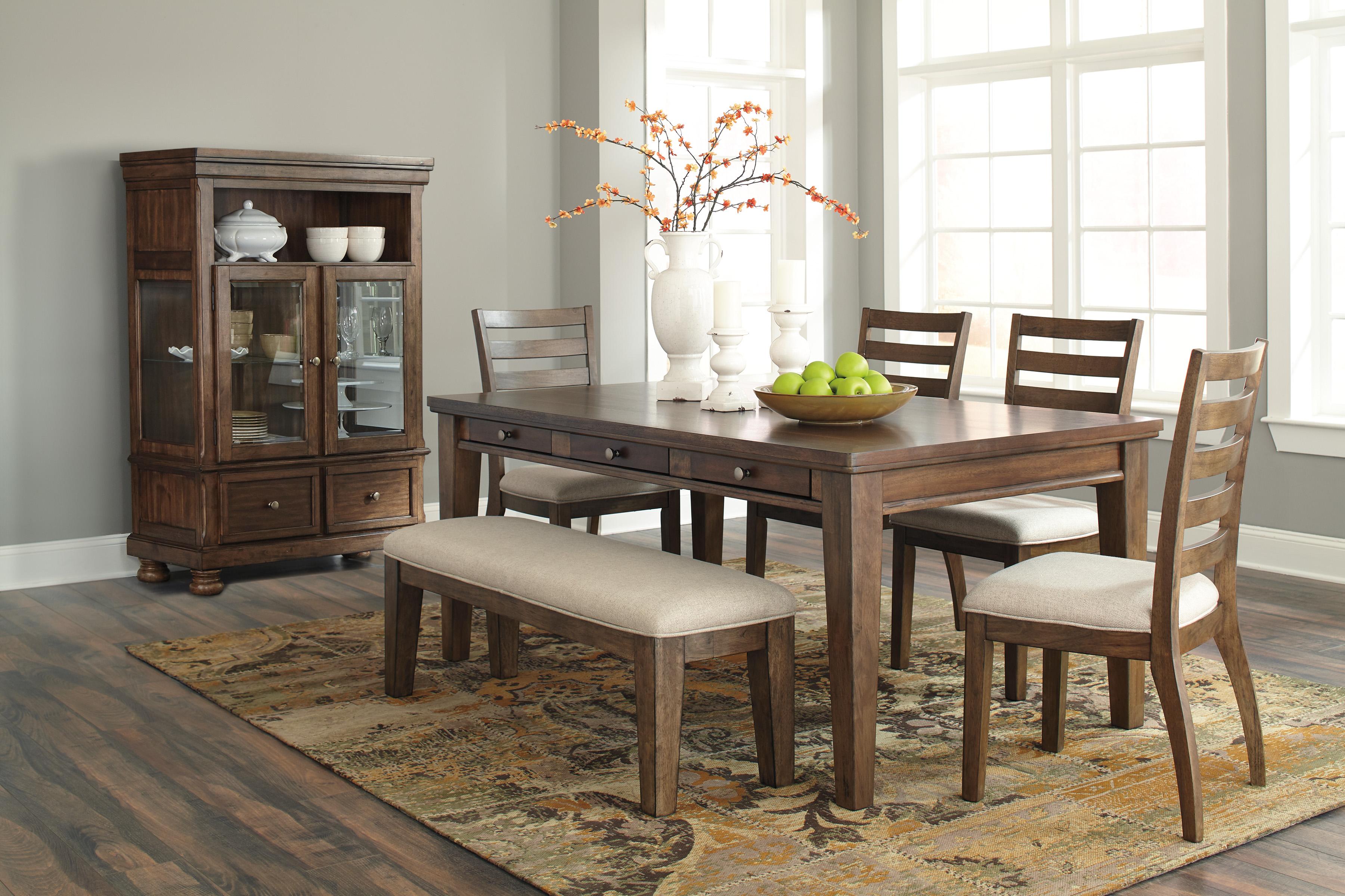 

    
Ashley Flynnter D719 Dining Room Set 7pcs in Medium Brown
