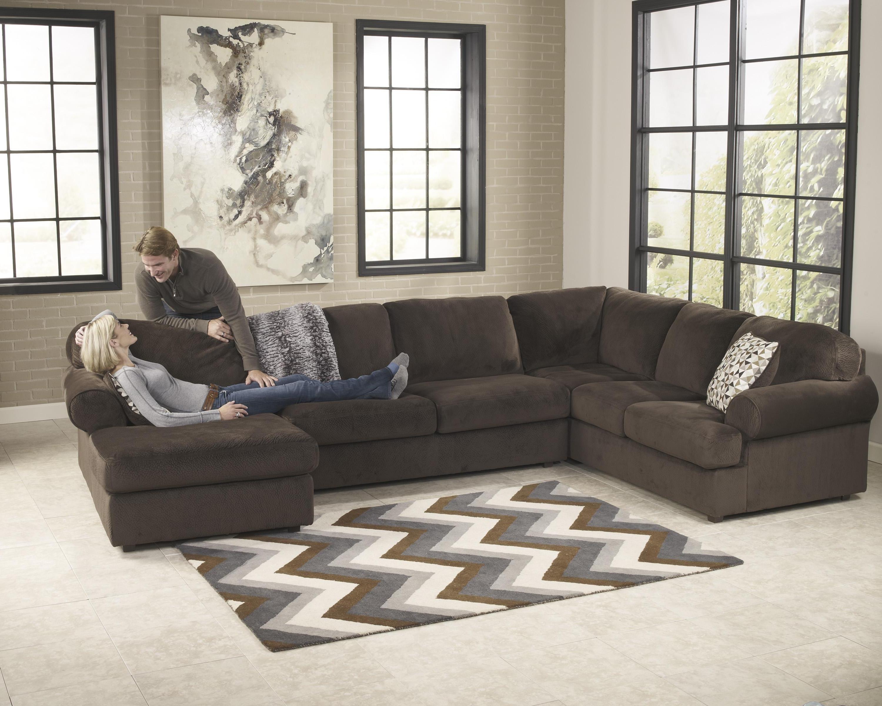 

    
Living Room Sectional 3pcs in Chocolate Right Facing Ashley Jessa Place
