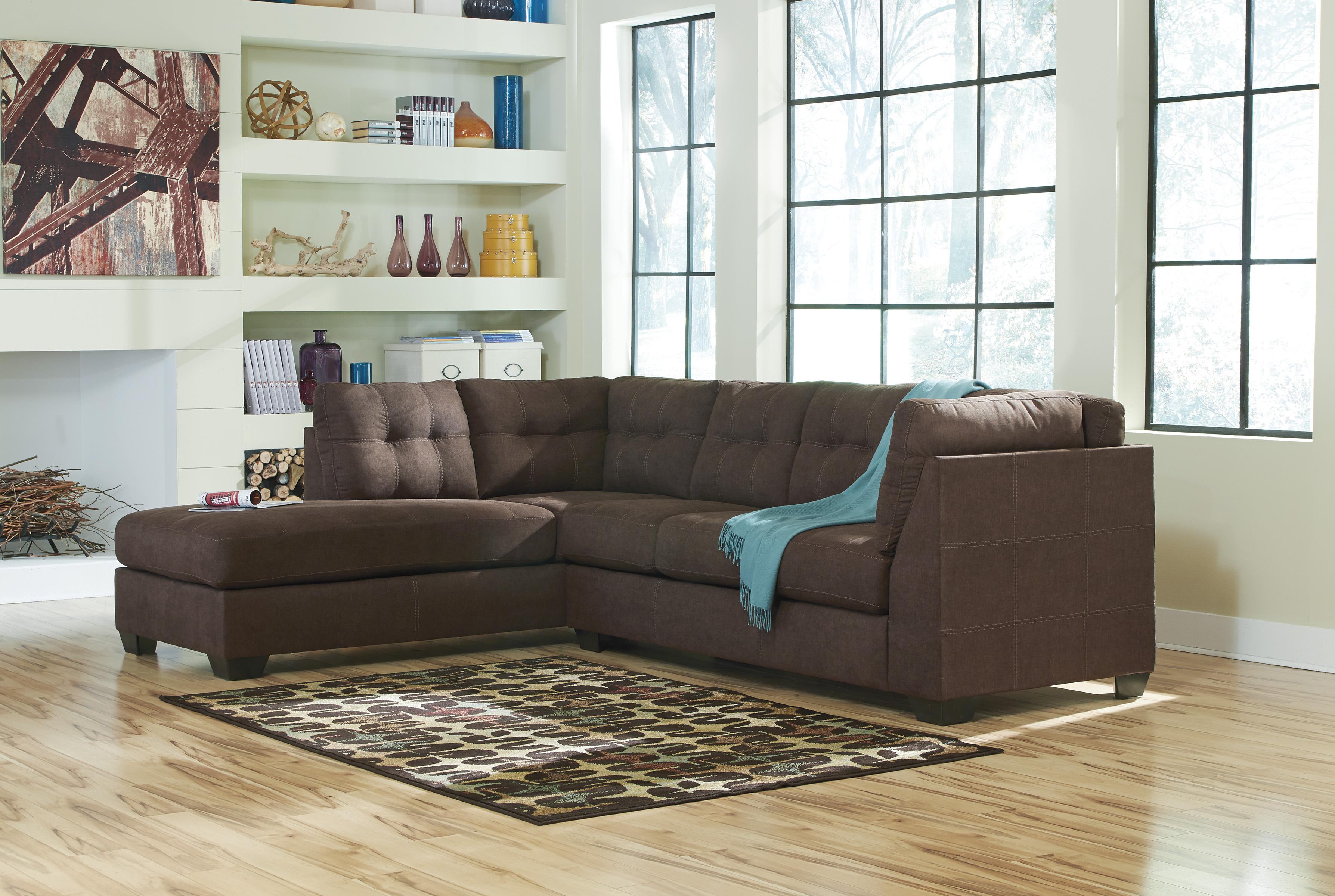 

    
Ashley Furniture Maier Sectional Sofa Walnut 45201-16-67-KIT
