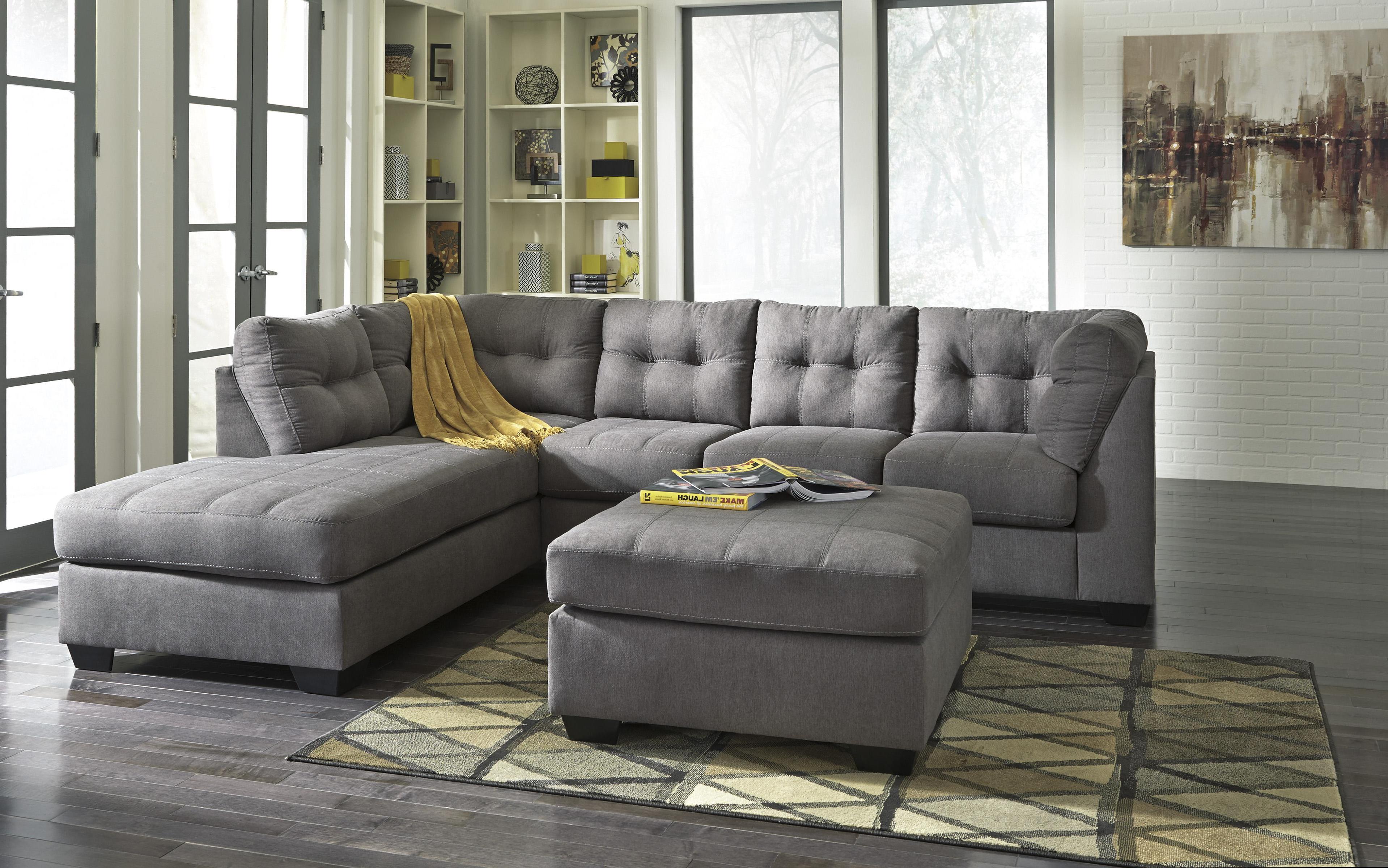

    
Ashley Maier 3 Piece Sectional in Charcoal LAF
