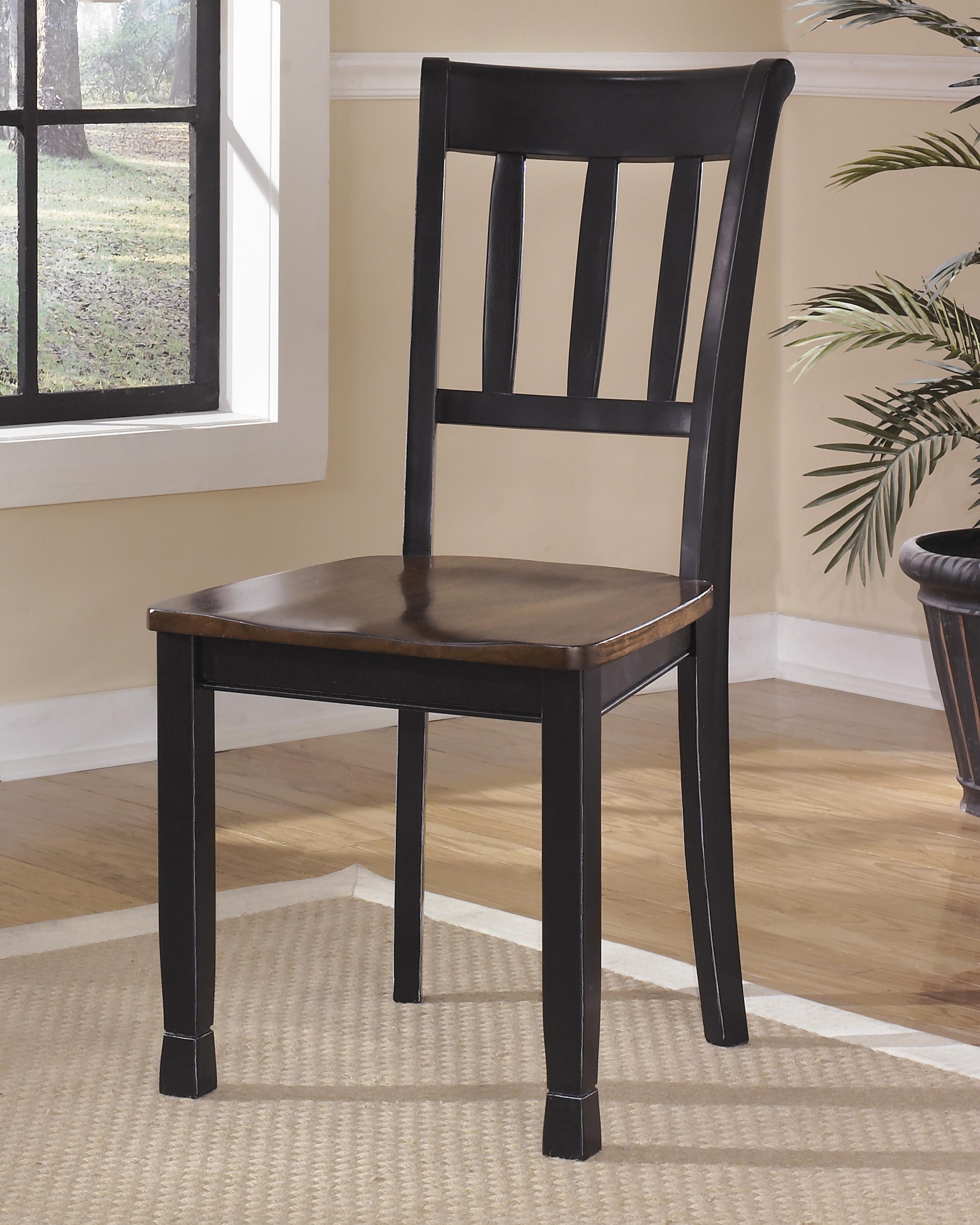 

                    
Ashley Furniture Owingsville  Black/Brown  Purchase 
