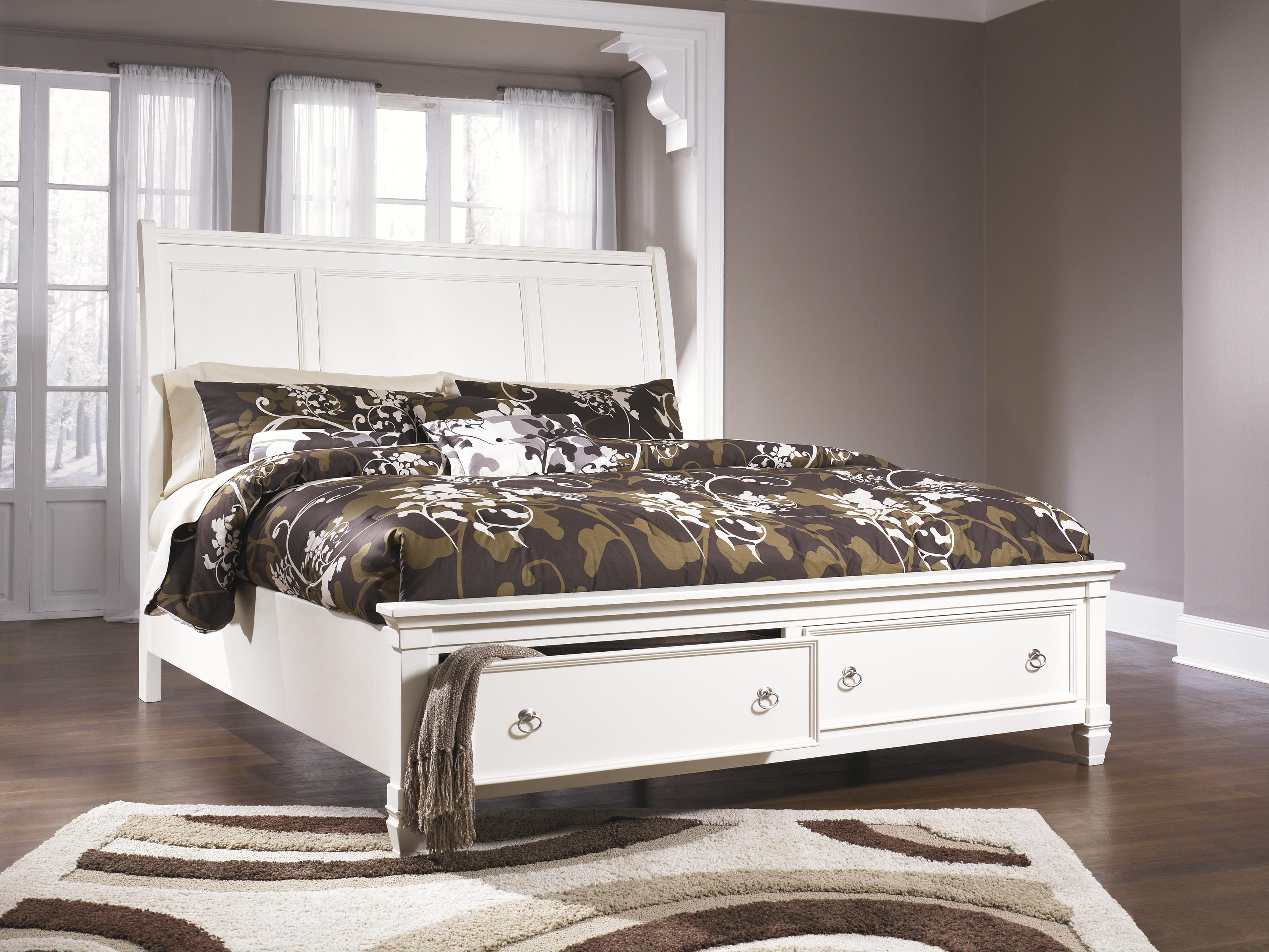 

    
Ashley Prentice B672 Queen Size Sleigh Bedroom Set 5pcs in White
