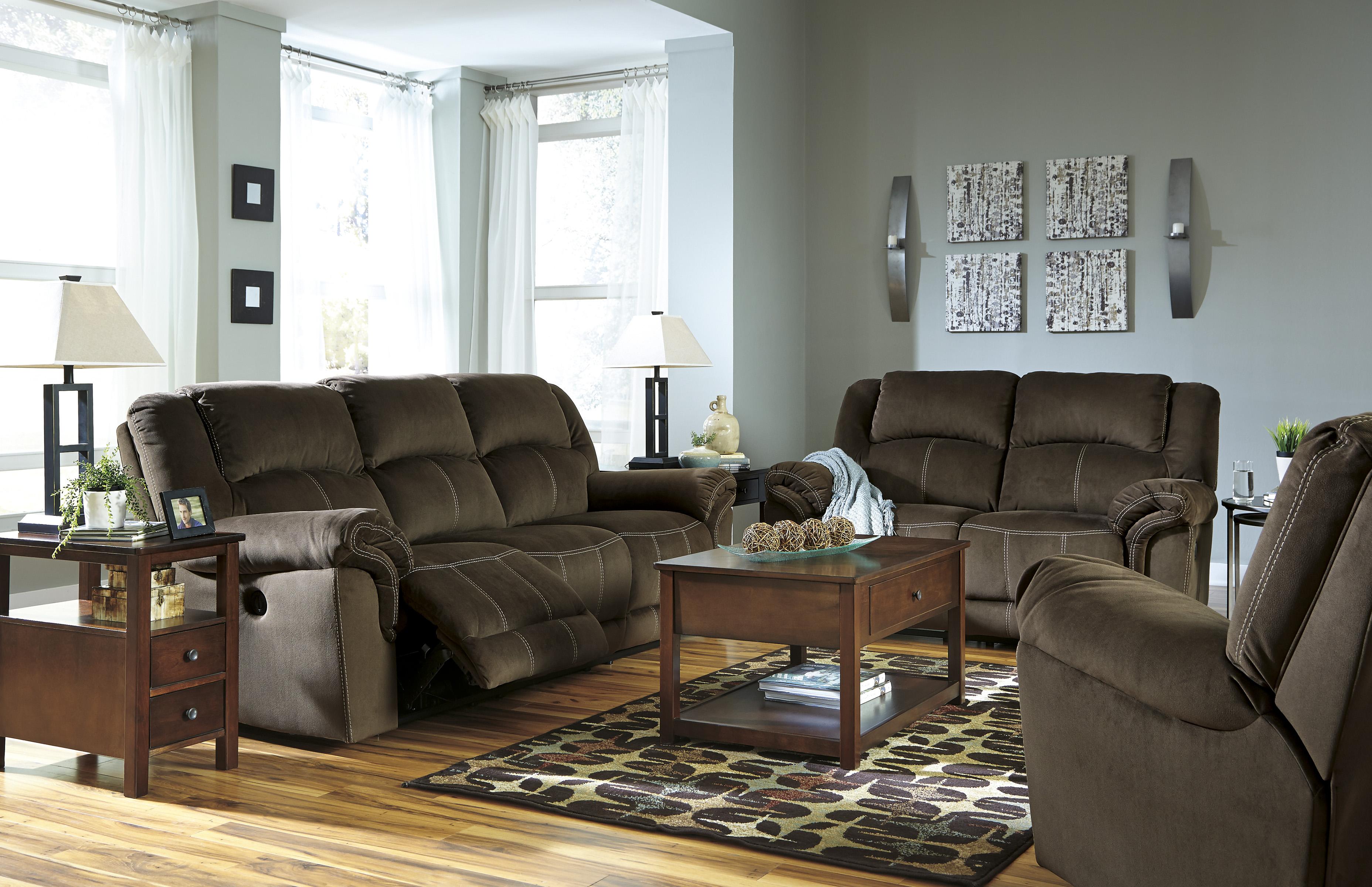 

    
Ashley Quinnlyn 3 Piece Living Room Set in Coffee Non Power
