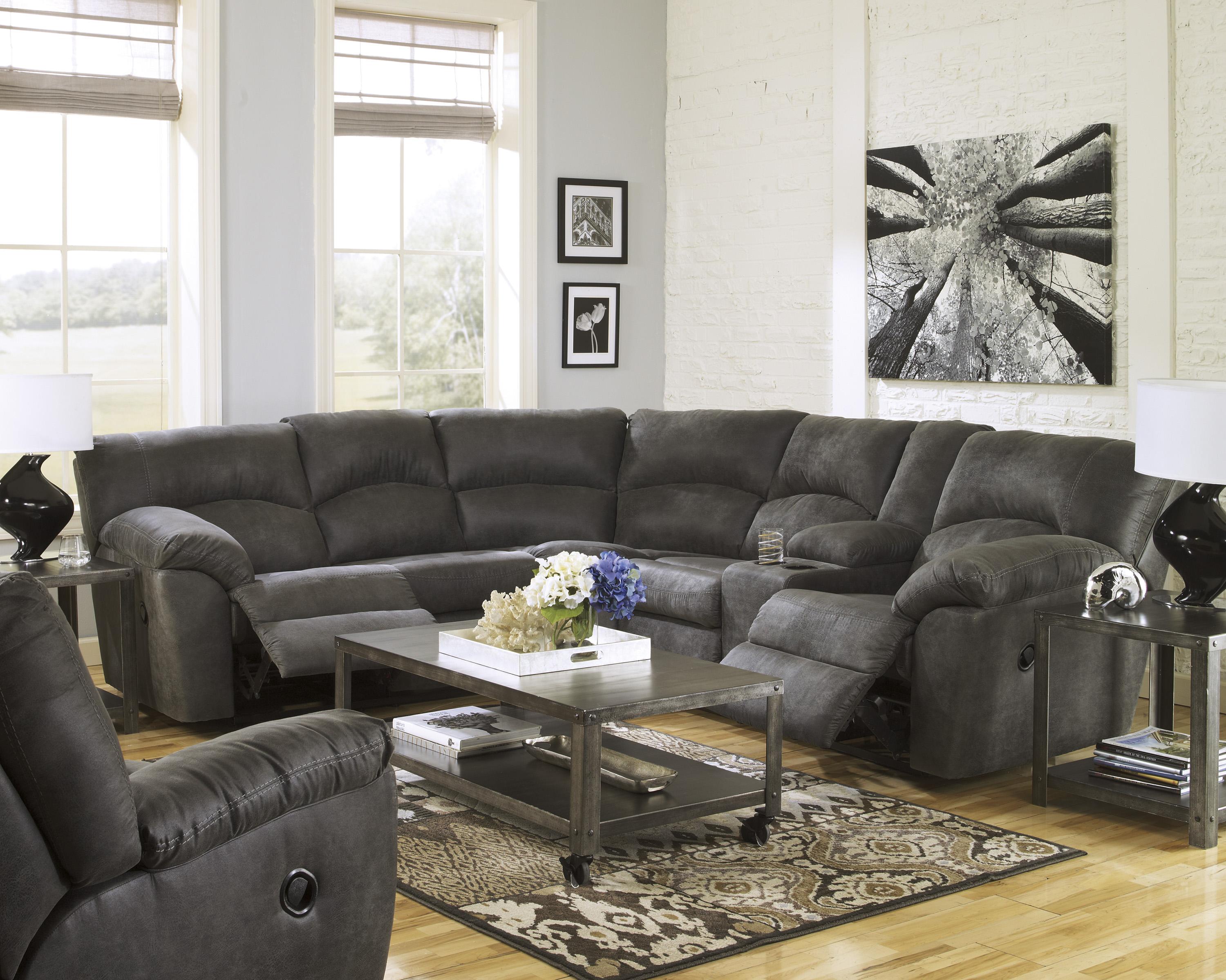 

    
Ashley Tambo 3 Piece Sectional in Pewter
