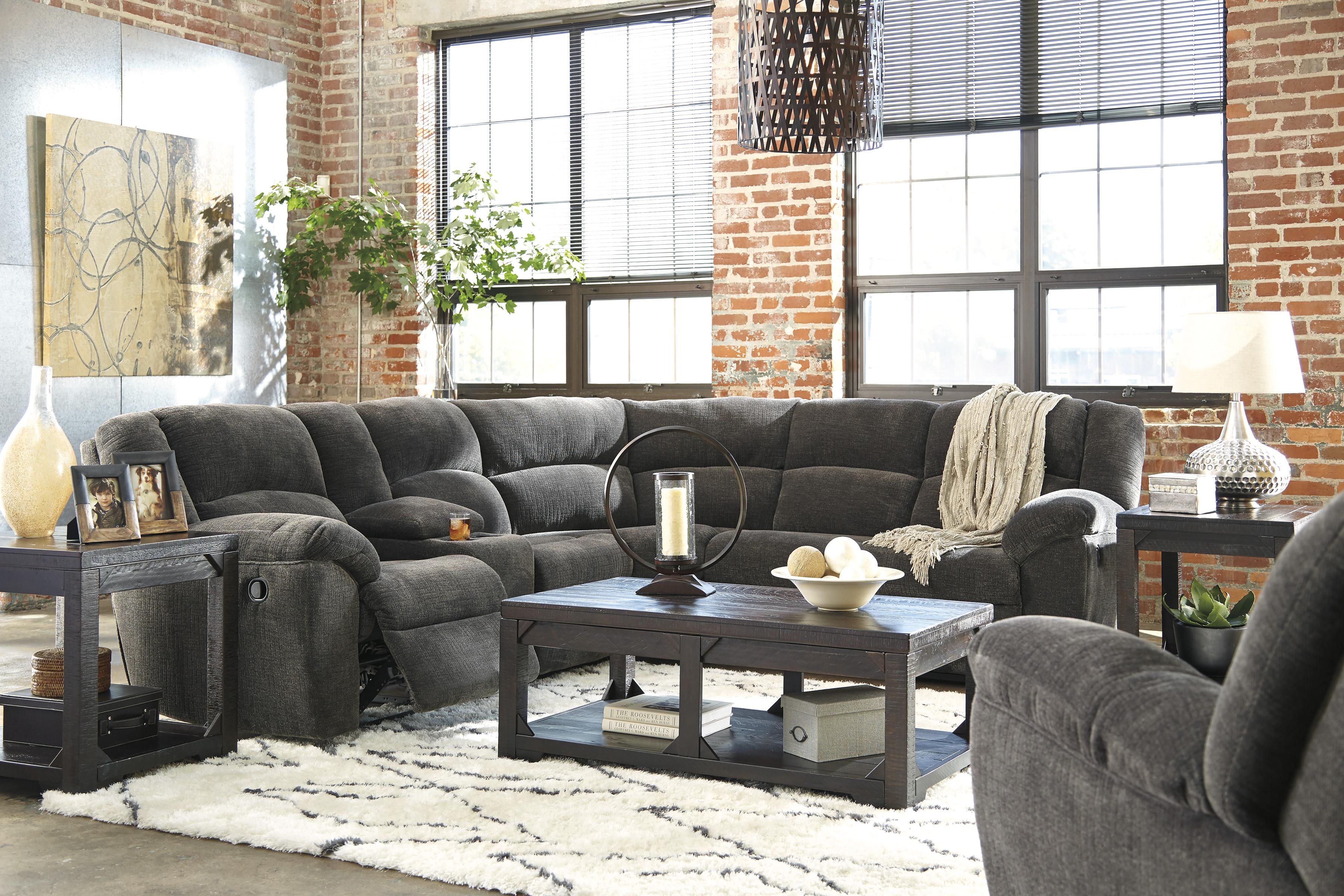 

    
Ashley Timpson 61901 Sectional Set 3pcs in Slate
