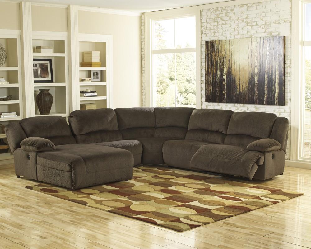 

    
Ashley Toletta 6 Piece Living Room Sectional in Chocolate Non Power Left Facing
